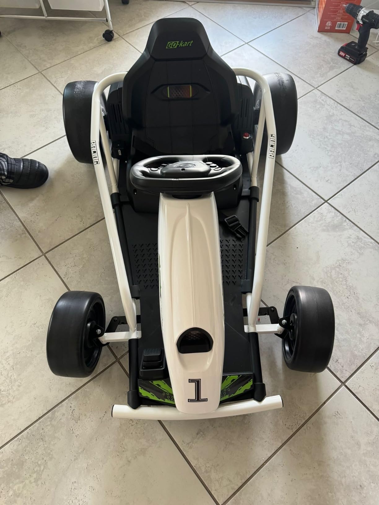 Aosom 24V 8.1 MPH Electric Go Kart Drifting Car Kids Ages 8-12 Pink | Battery Powered Ride on Toy, Slow Start, Music, Horn Honking, Safety Belt, 154 lb Max Weight, Outdoor Use customer photo 1