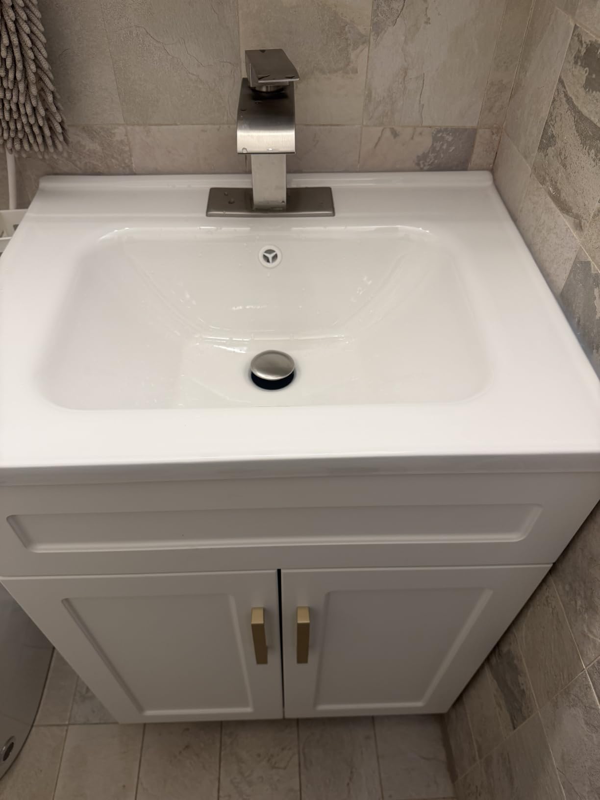 Smhxo Bathroom Vanity with Ceramic Sink, Bathroom Vanity Cabinet with 2 Doors, 24 Inches Wooden Cabinet with Sink, White customer photo 2