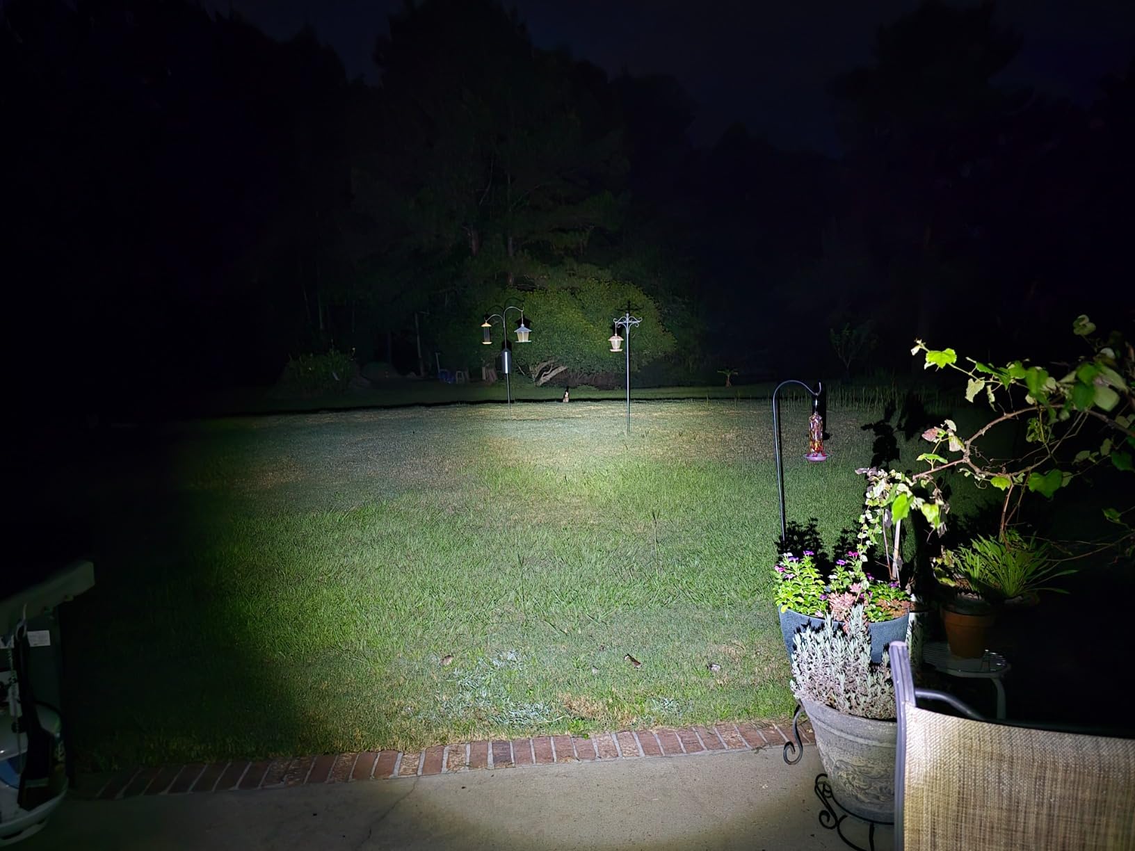 Coast FL85R 1000 Lumen Tri-Color (White/Red/Green) Focusing Rechargeable LED Headlamp, Built-in Rechargeable Battery customer photo 2