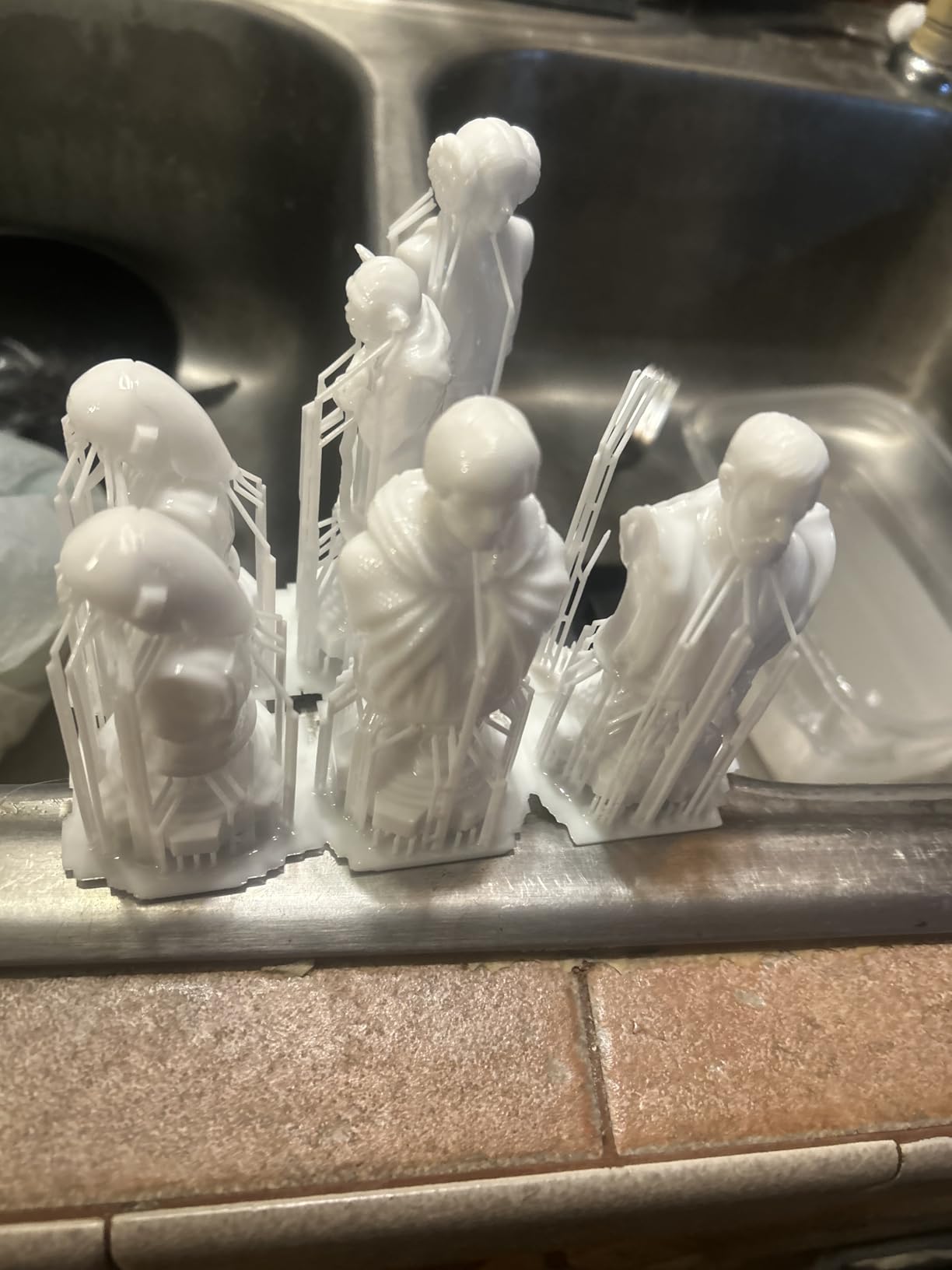 ANYCUBIC Photon Mono 4, Resin 3D Printer with 7'' 10K Mono LCD Screen | Stable LighTurbo Light Source and 70mm/h Fast Printing, Print Volume 6.04'' x 3.42'' x 6.49'' customer photo 1