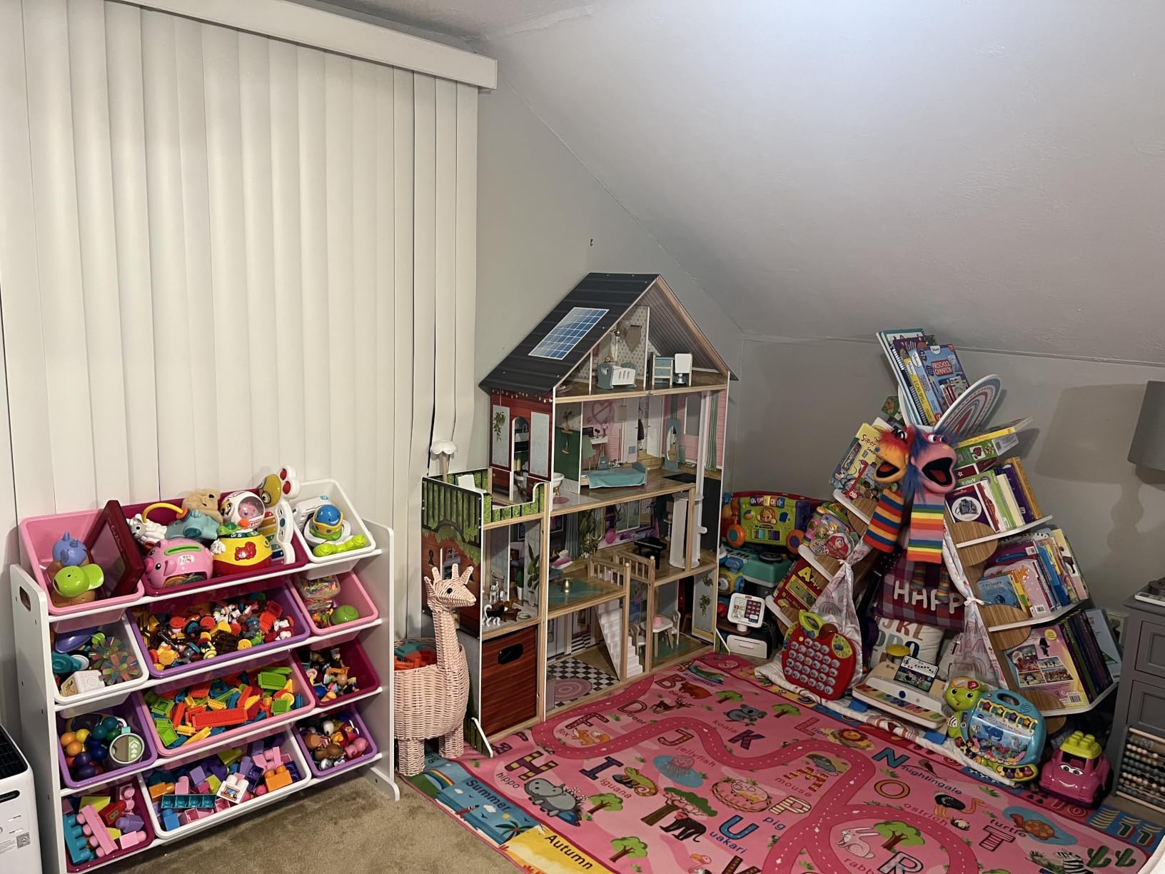 Delta Children Deluxe Maui Dollhouse - Large 4-Story Dollhouse with 12 Rooms Includes 50 Accessories - Working Elevator, Wave Slide, Lights/Sounds - Fits 12-inch Dolls - Pretend Play Gift for Ages 3+ customer photo 2