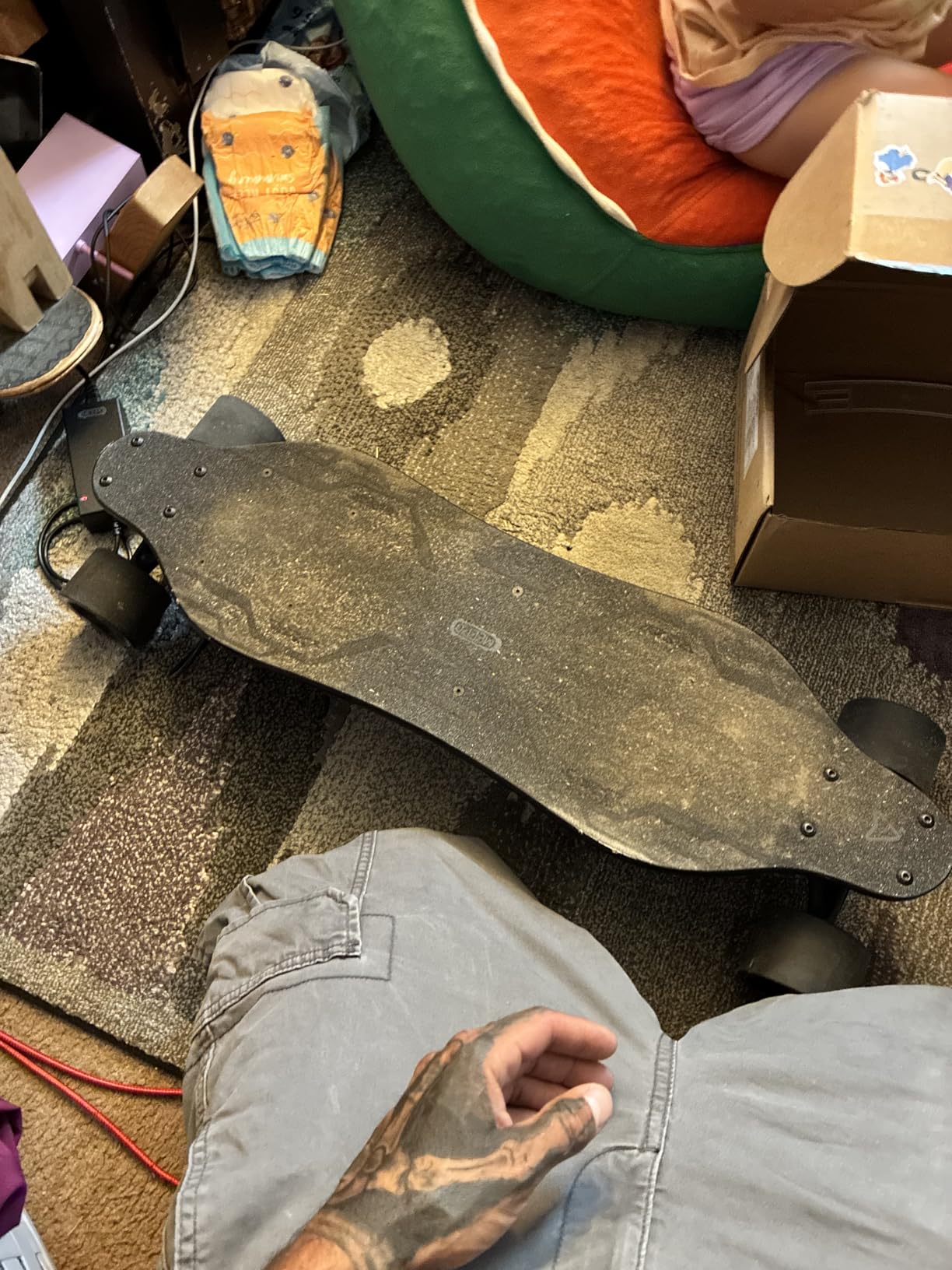 MEEPO Campus V3 Series/Envy Electric Skateboard with Remote, Top Speed Up to 29 Mph, 4 Speed Smooth Braking, Easy Carry Handle Design customer photo 2