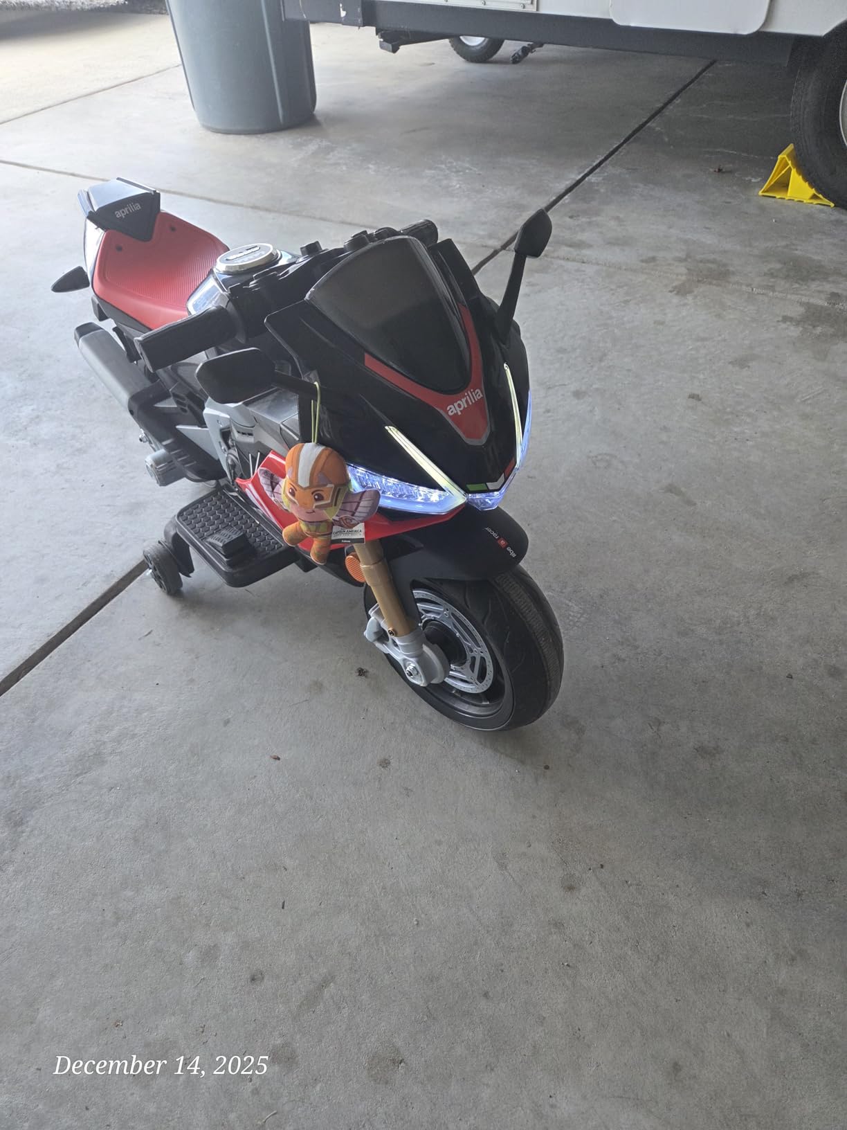 TCARAIWEN 24V Electric Motorcycle for Kids, Ride On Toys for 4-10 Years Old | Aprilia Licensed Motor Bike, Speed Up to 8mph, Training Wheels, Bluetooth and Mp3, Toddler Motorcycle for Girls Boys, Black customer photo 2