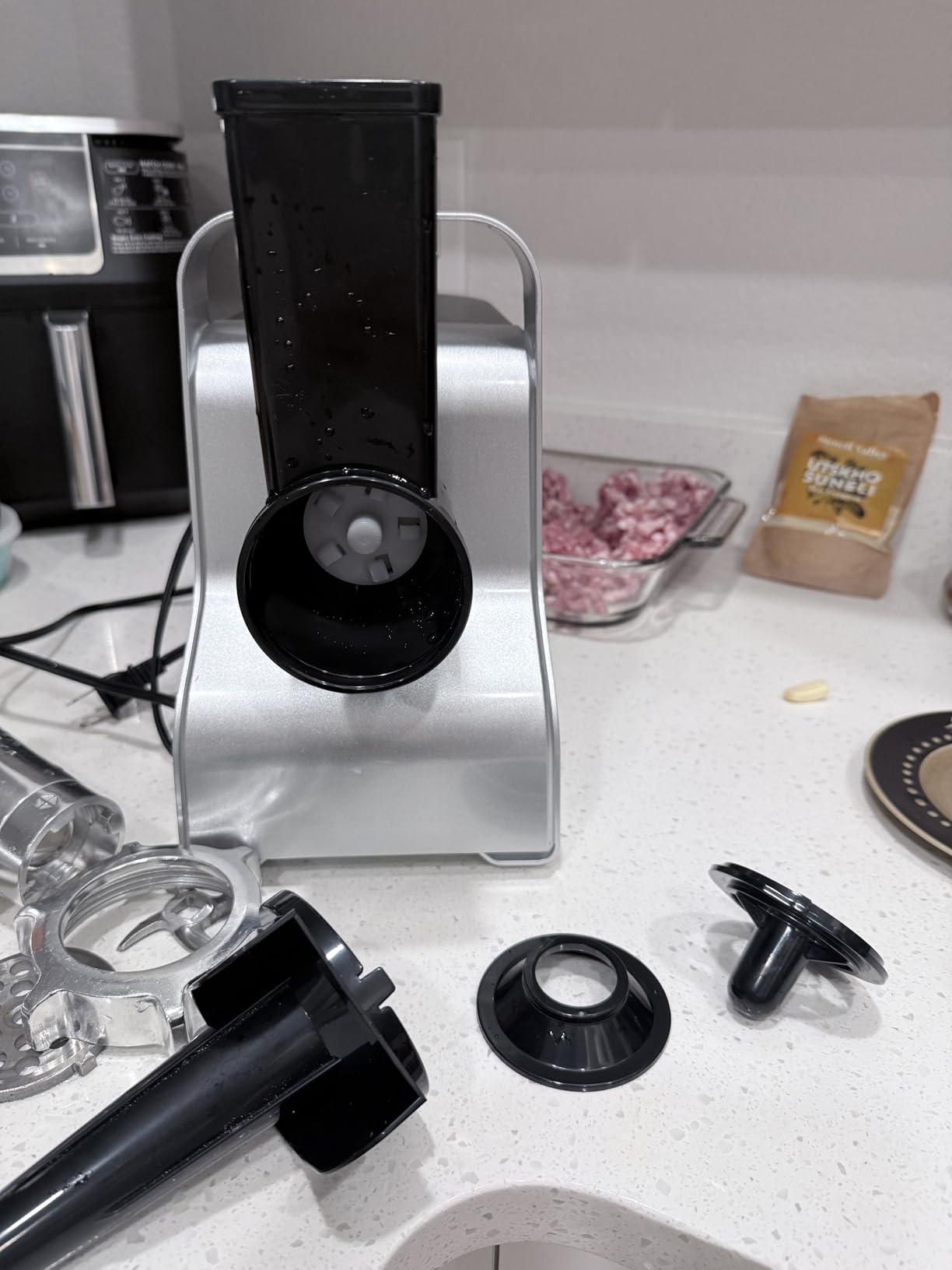 FOHERE Meat Grinder 3000W Max, Heavy Duty 5-in-1 Electric Meat Mincer with Sausage Stuffer & Kubbe Kit, 3 Stainless Steel Grinding Plates for Home Kitchen & Deer Processing (Silver) customer photo 2