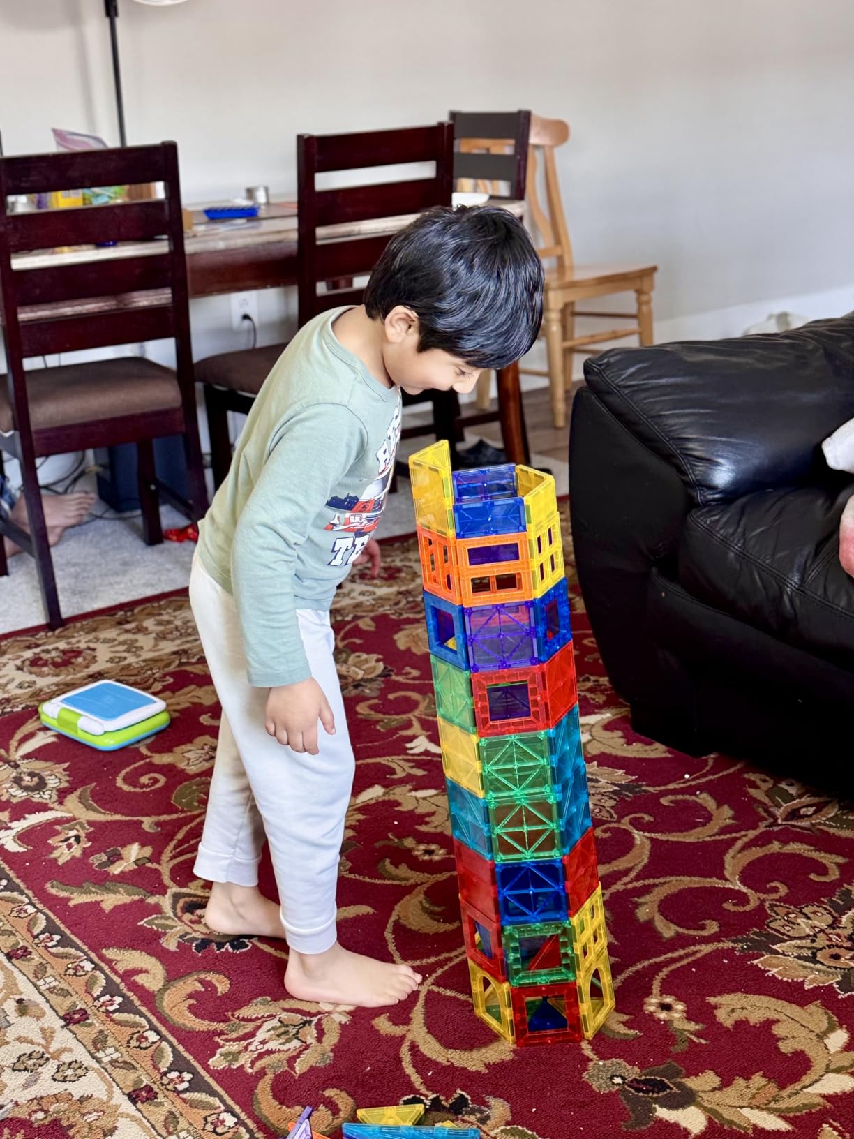 SUNNY AUNTIE Magnetic Tiles STEM Toys Building Set, Ages 3+ - 150 Pieces customer photo 2
