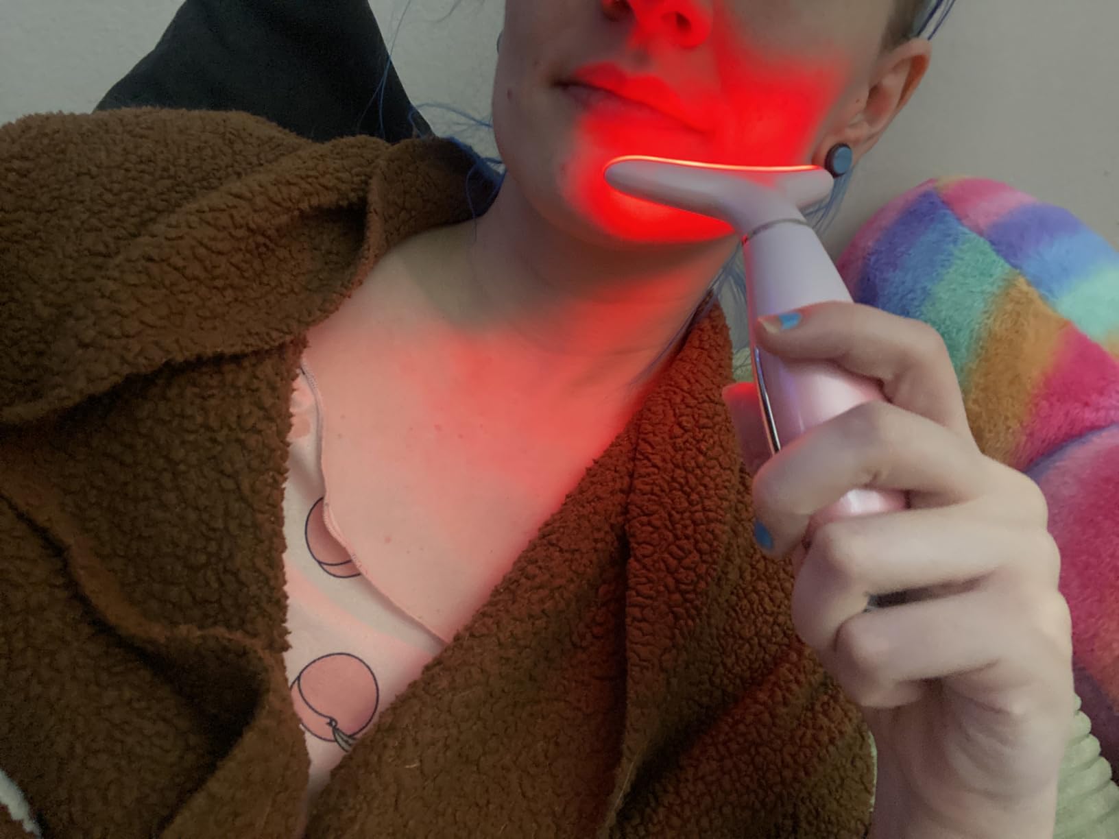 Dopsikn 7 Color Galvanic Machines - Red Light Therapy for Face and Neck, Face Massager Tool for Wrinkles, Double Chin, Vibrating Facial Massager with Thermals, White customer photo 2