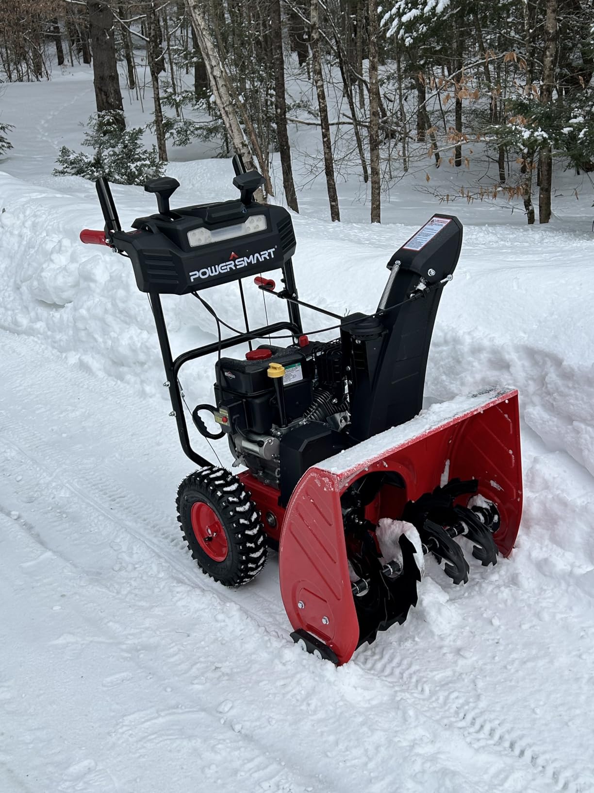 PowerSmart 26-Inch Self-Propelled Gas Snow Blower, Powered by B&S 208cc Engine, Electric Start, 13-Inch Snow Tires, Handle Warmer, Two-Stage Snow Blowers with LED Lights customer photo 2