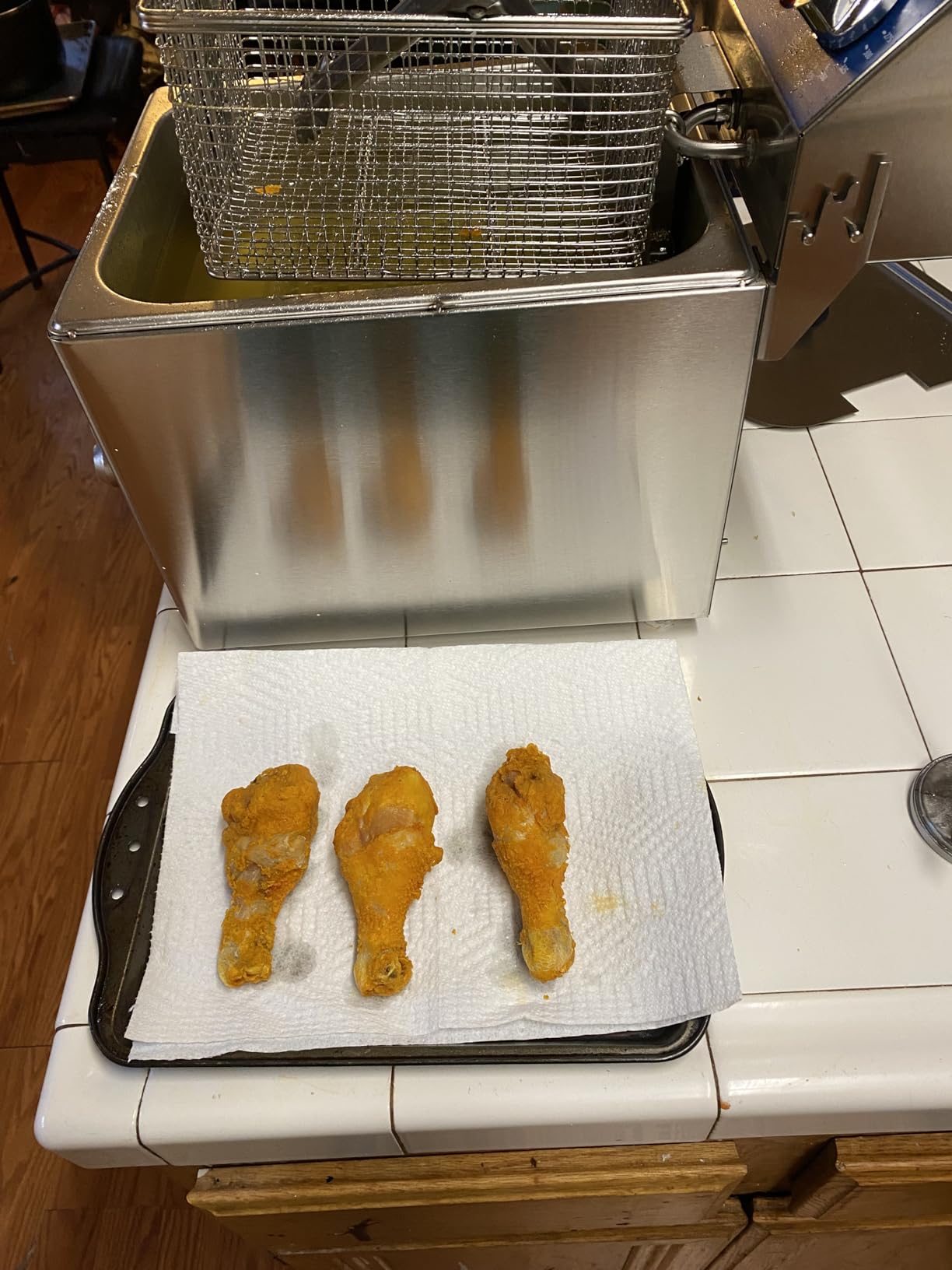 TOPKITCH 8.5Qt Electric Fryer with Oil Drain, 30 Minutes Timer, Stretch forming oil tank, Lid and Solid Wire Mesh Basket, Medium Duty Commercial Electric Countertop Deep Fryers-120V, 1800W customer photo 1