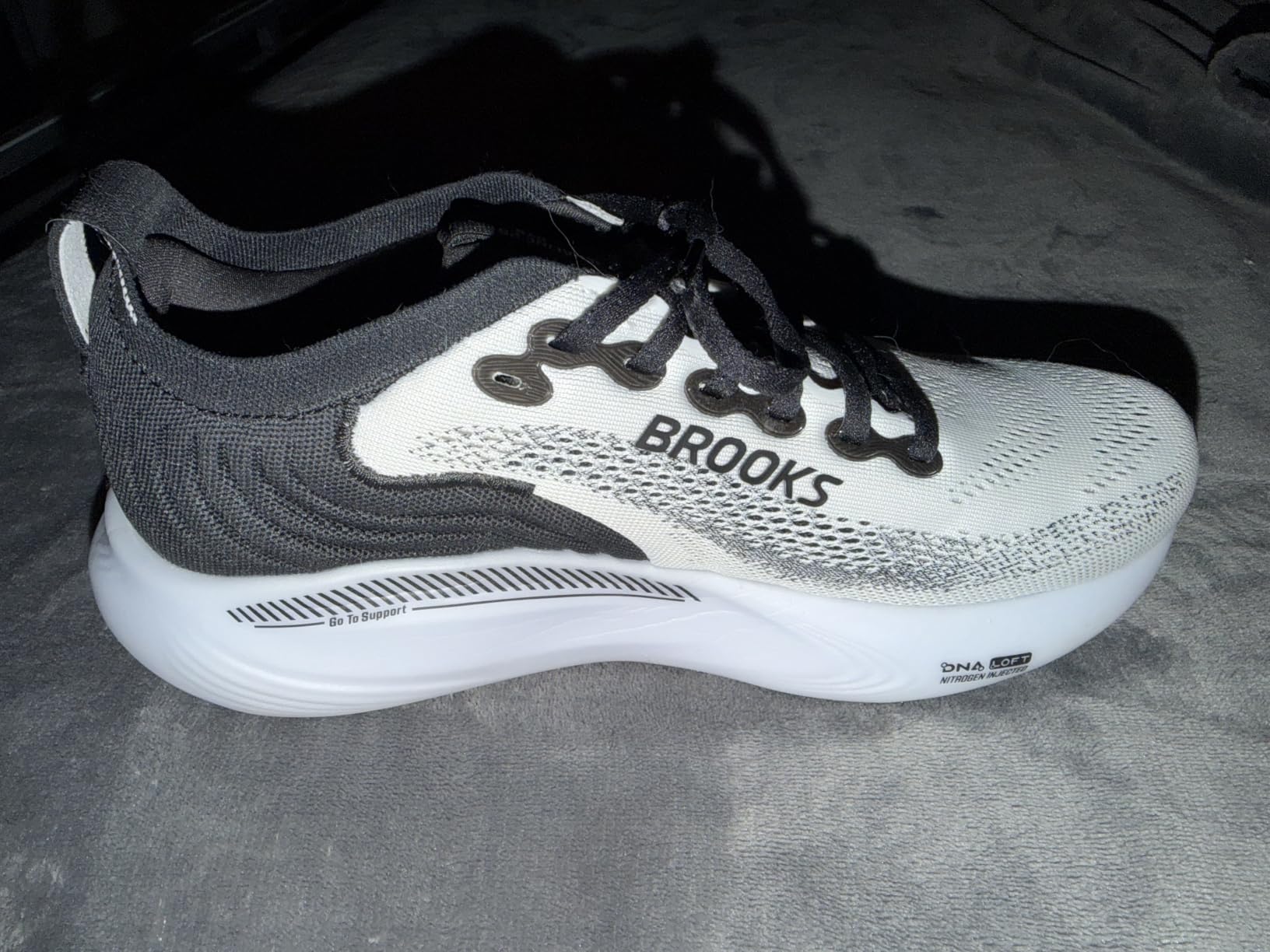 Brooks Women's Adrenaline GTS 25 Running Shoe customer photo 1