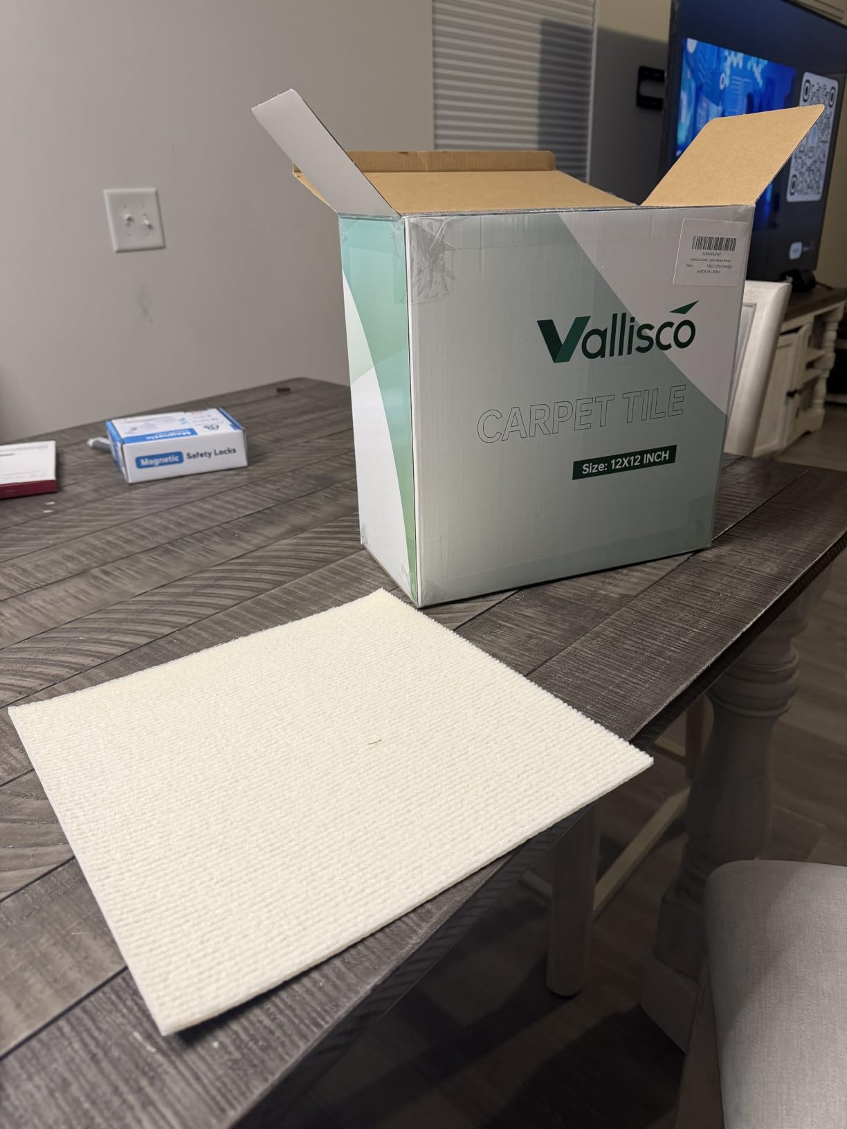 VallisCo 30 Pack Carpet Tile - 12