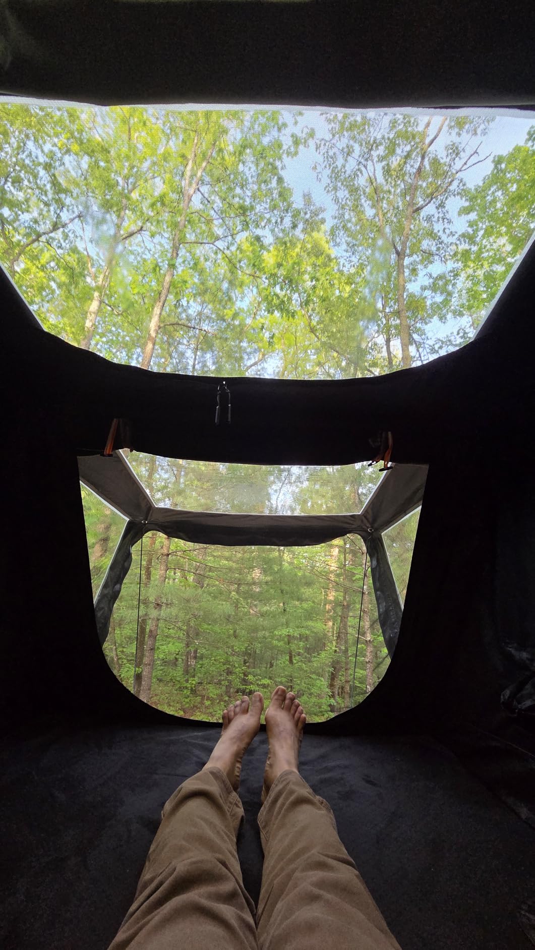 Naturnest Rooftop Tent Hard Shell, Easy Set Up Pop Up Large Tent for 2-3 Person Camping, Waterproof UV-Resistant Blackout 4 Season Tents for Truck, Jeep, SUV, Van, Trailer - Sirius 1 Plus customer photo 1