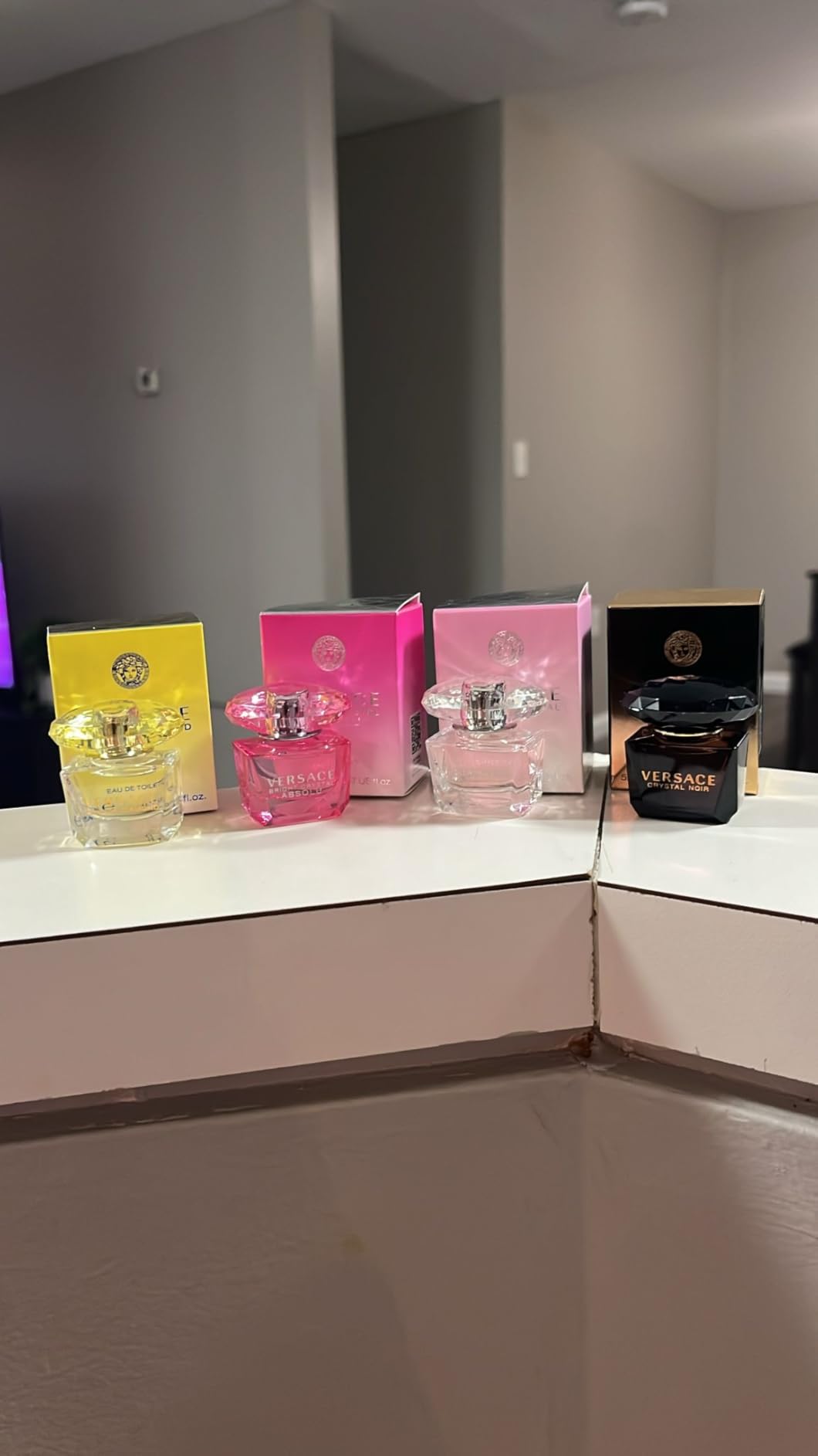 Versace Perfume for Women Set of 4 Mini, Bright Crystal, Yellow Diamond, Crystal Noir, Bright Crystal Absolu - Designer Womens Samples customer photo 2