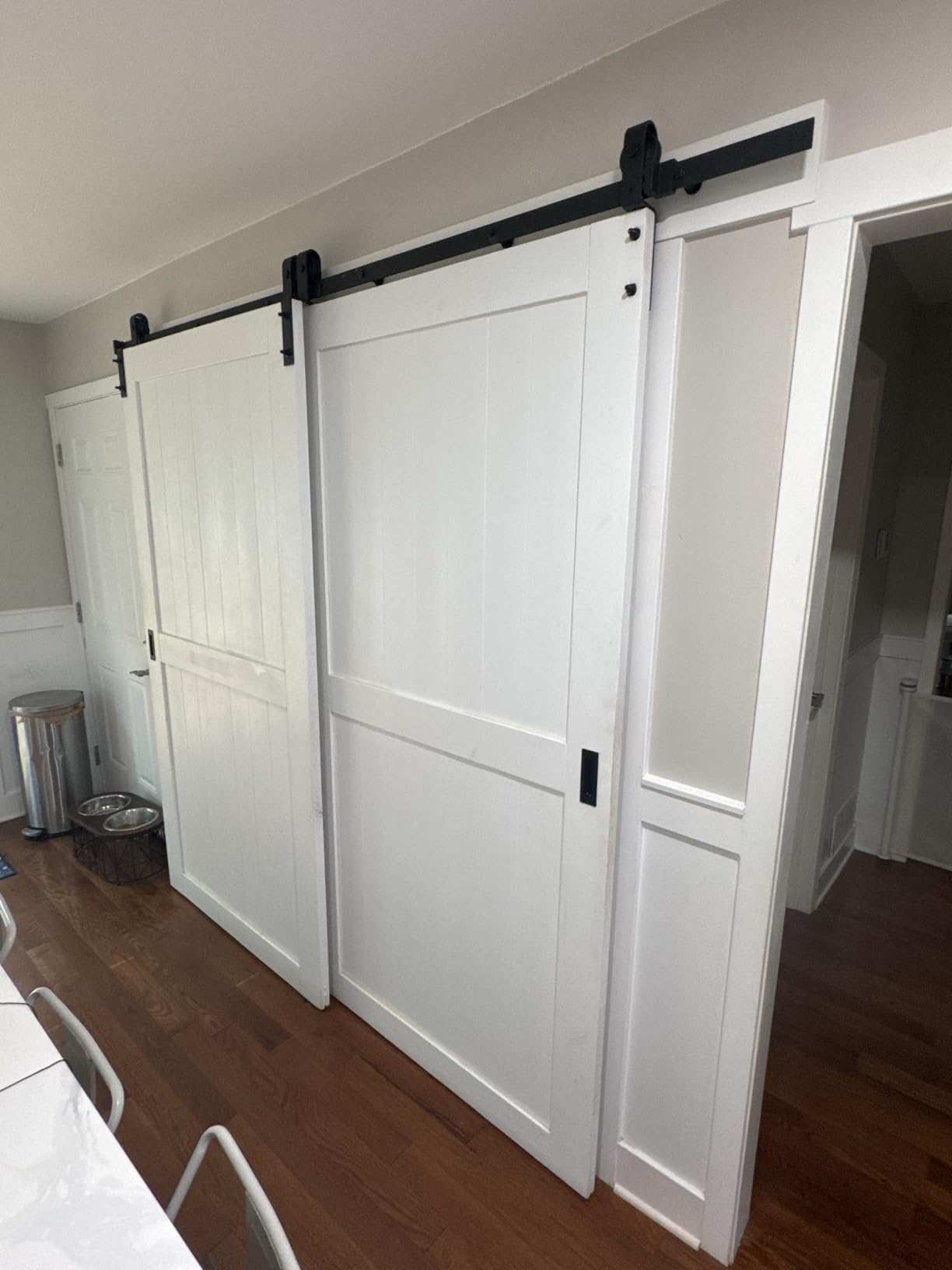 EaseLife 32in x 80in Sliding Barn Wood Door, Interior Doors, DIY Assembly, Solid Natural Spruce Panelled Slab, Easy Install, H-Frame customer photo 1