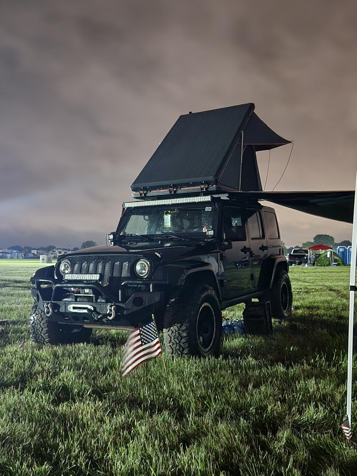 Adventurer Pro Rooftop Tent Hard Shell, 2-3 Person Aluminum Roof Top Tent | Detachable Side Awning & Built-in LED Light Strip, Compatible with Truck Jeep SUV Van & Trailer, Pop Up for 4-Season Camping customer photo 1