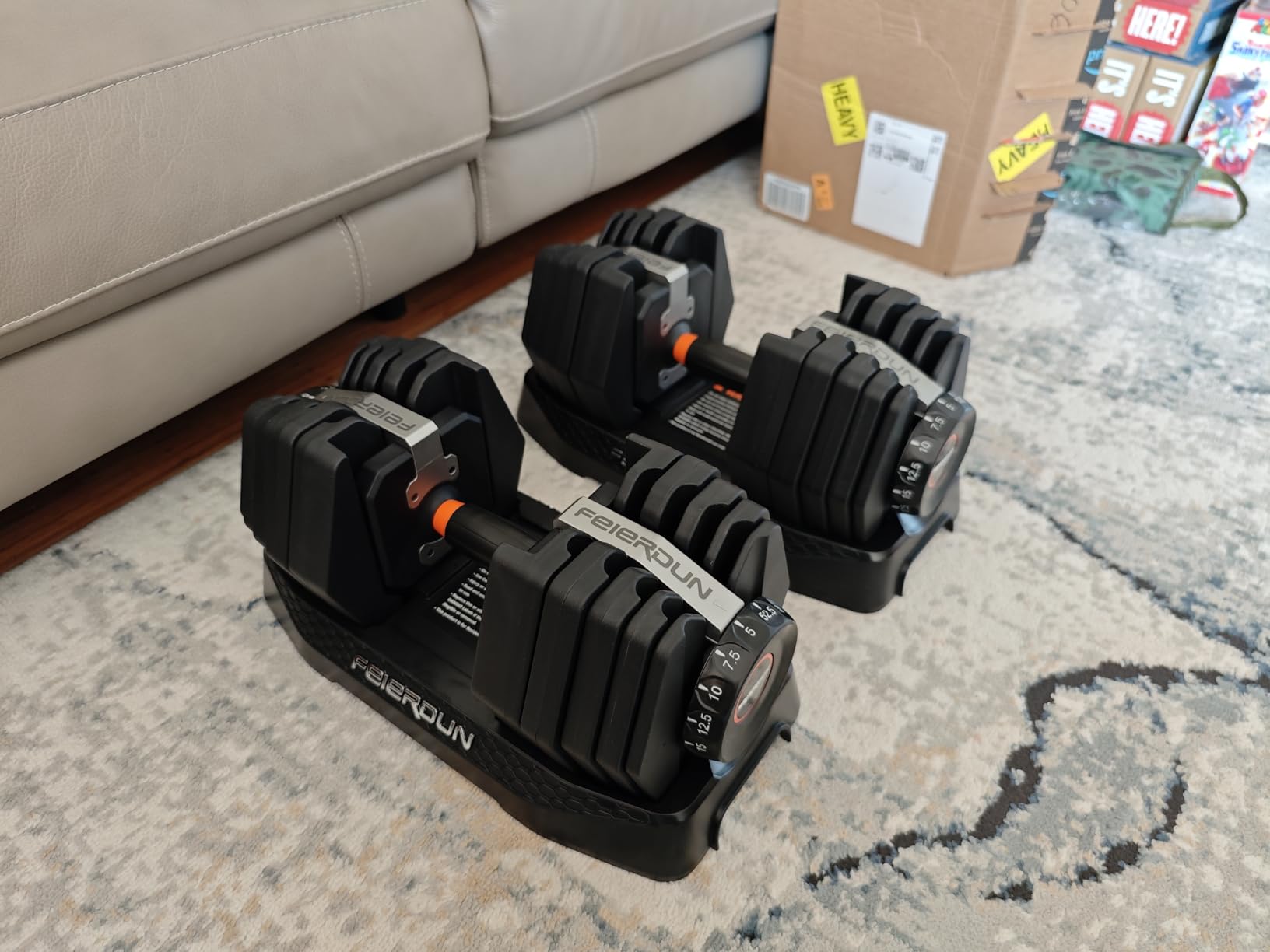 FEIERDUN DB1 QuickDial Adjustable Dumbbell Set, 15-in-1 Adjustable Weights with Storage Box & App, 105lb/52.5lb Quick Change for Drop Set, Superset & HIIT Home Gym, Non-Slip Handles, 3-year Aftersale Service customer photo 2