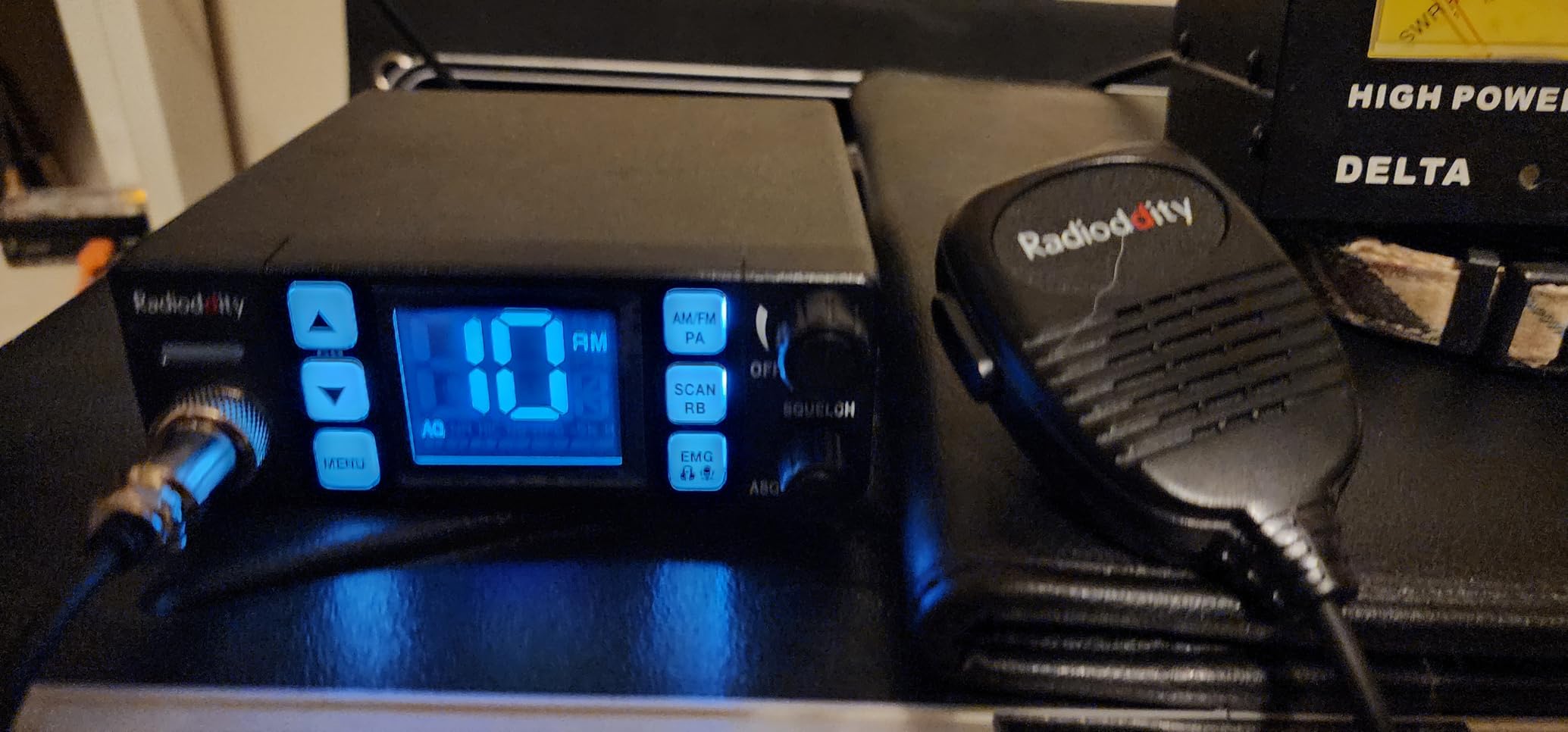 Radioddity CB-606 CB Radio AM/FM/PA, 40 Channels, 4W, Compact Mobile Transceiver 2.2