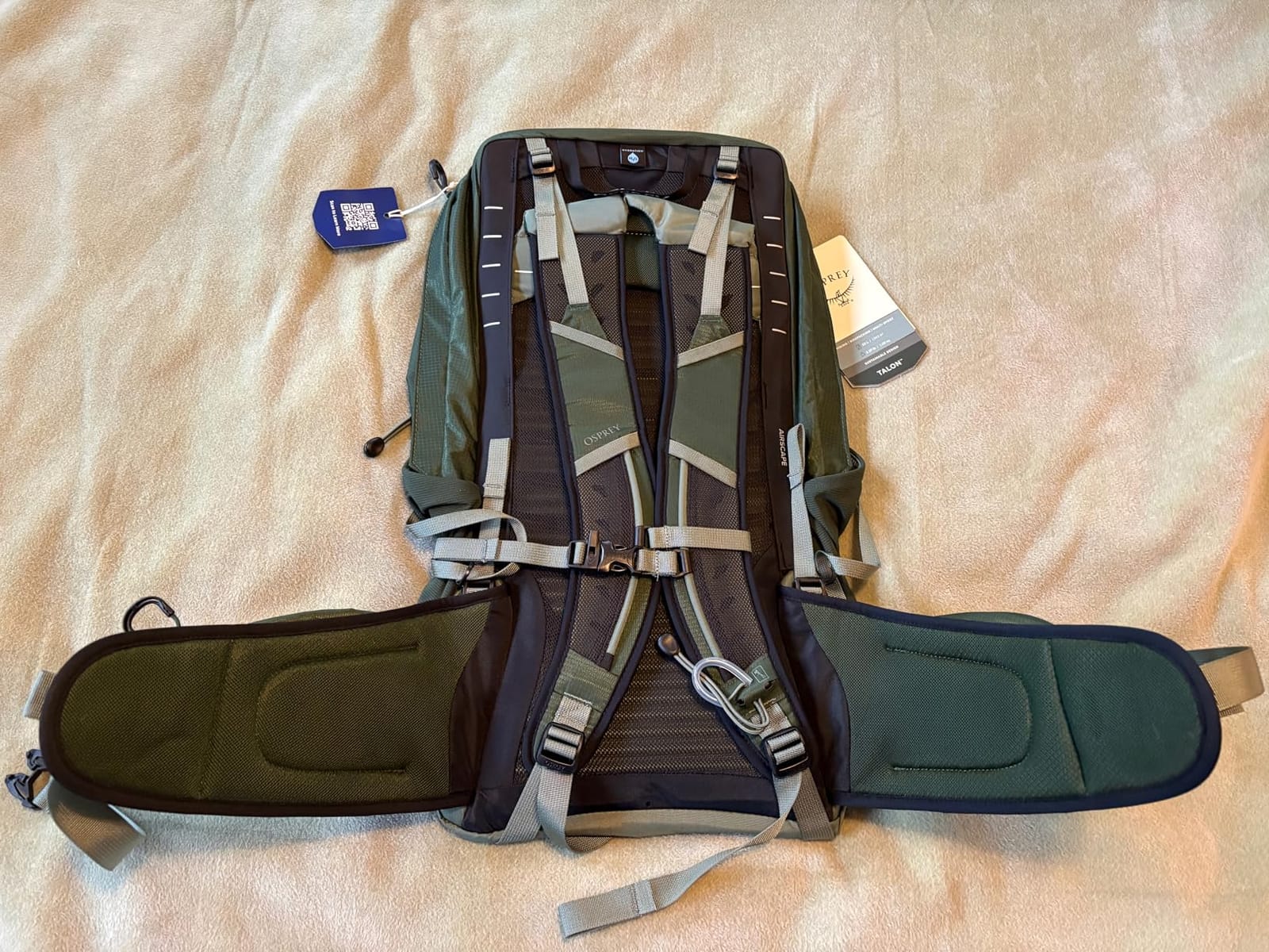 Osprey Talon 22L Men's Lightweight Hiking Backpack, Gray OS customer photo 1