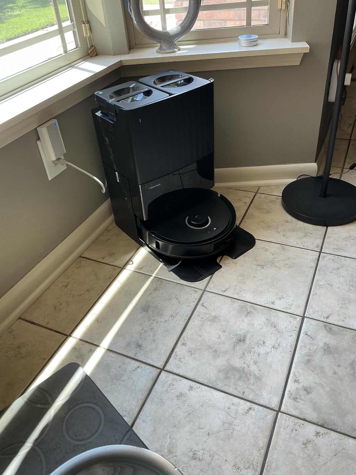 Qrevo S5V Robot Vacuum and Mop, FlexiArm Edge Mopping | 12,000Pa, Dual Zero-Tangle System, Smart Obstacle Avoidance, 10mm Mop Lifting, Auto Mop Washing&Drying, Self-Emptying customer photo 2