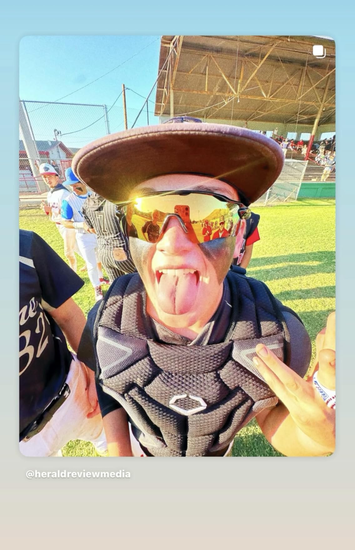 EvoShield Pro-SRZ 2.0 Baseball Catcher's Chest Protector customer photo 1