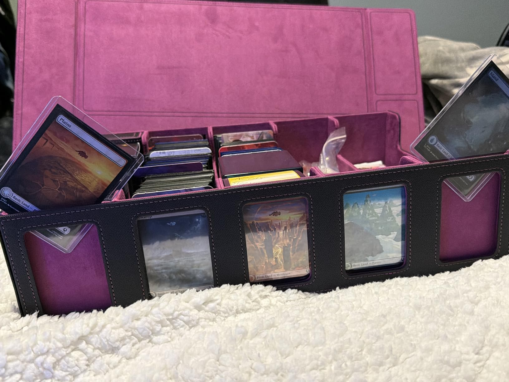 Kabinka 5 Row 3900+ Trading Card Storage Box with Commander Display, MTG Storage Box with Removable Lid, Top Loaders Storage Box (Purple) customer photo 2