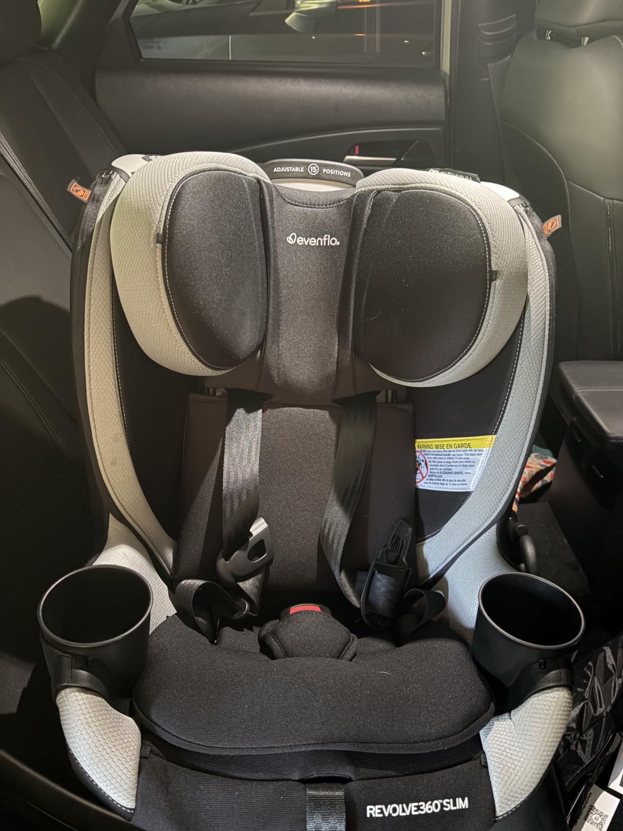 Evenflo Revolve360 Slim 2-in-1 Rotating Car Seat, Rear-Facing and Forward-Facing Modes, 4-65 lbs, Salem Black customer photo 2