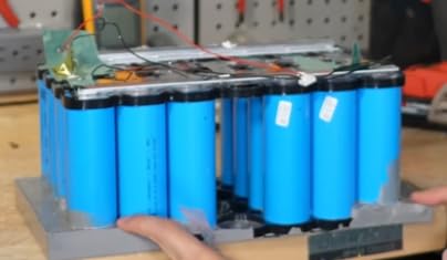 12V 100Ah LiFePO4 Battery Group 31 Deep Cycle Lithium Battery for RV Marine customer photo 1