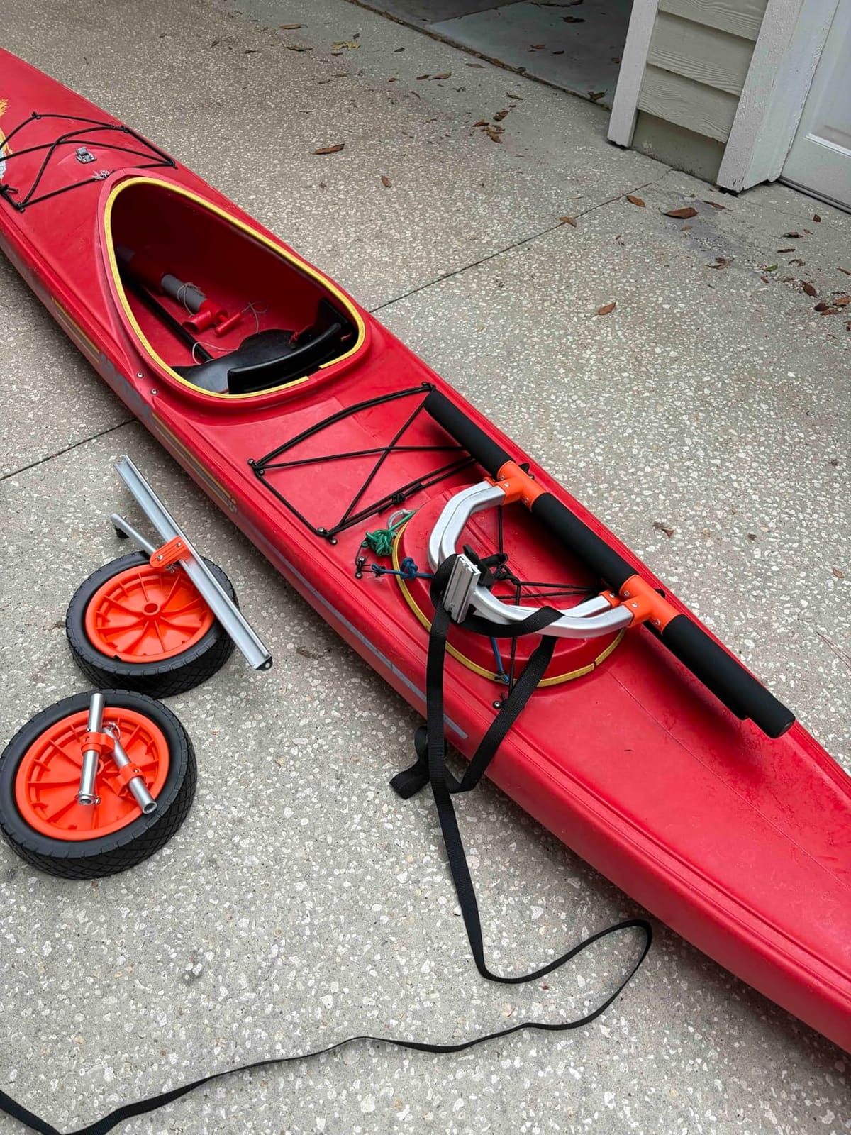 VEVOR Kayak Cart, Heavy Duty 450 lbs Load Capacity, 12'' Solid Tires | Trailer Canoe Trolley, Detachable for Kayaks Canoes Float Mats Paddleboards, with Adjustable Width and Nonslip Support Foot customer photo 1