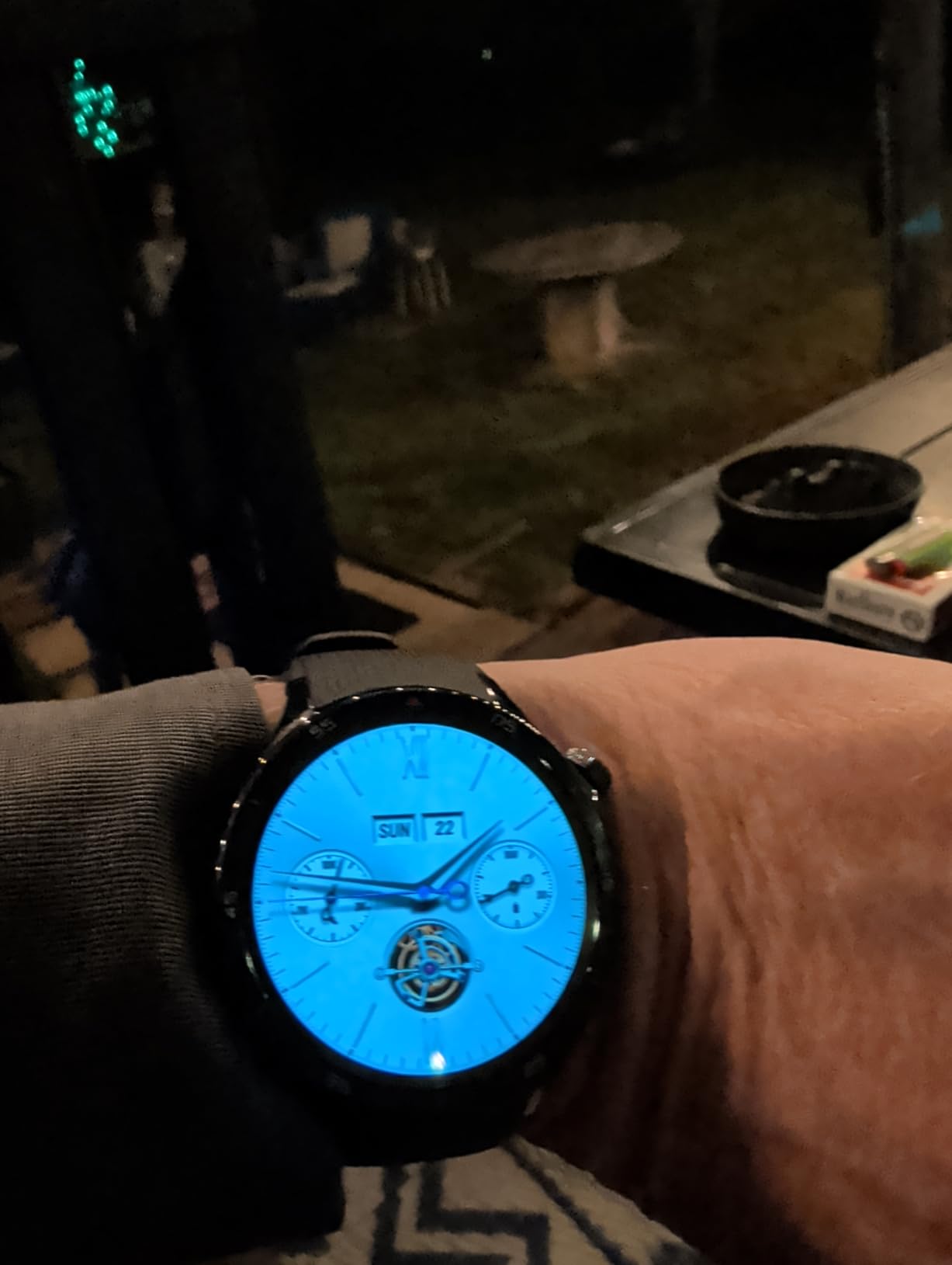 OnePlus Watch 3 Emerald Titanium, 32GB, 120-Hour Battery, Health & Fitness Tracking, Sapphire Crystal Design, Titanium Bezel, Dual-Engine, Wear OS by Google customer photo 1