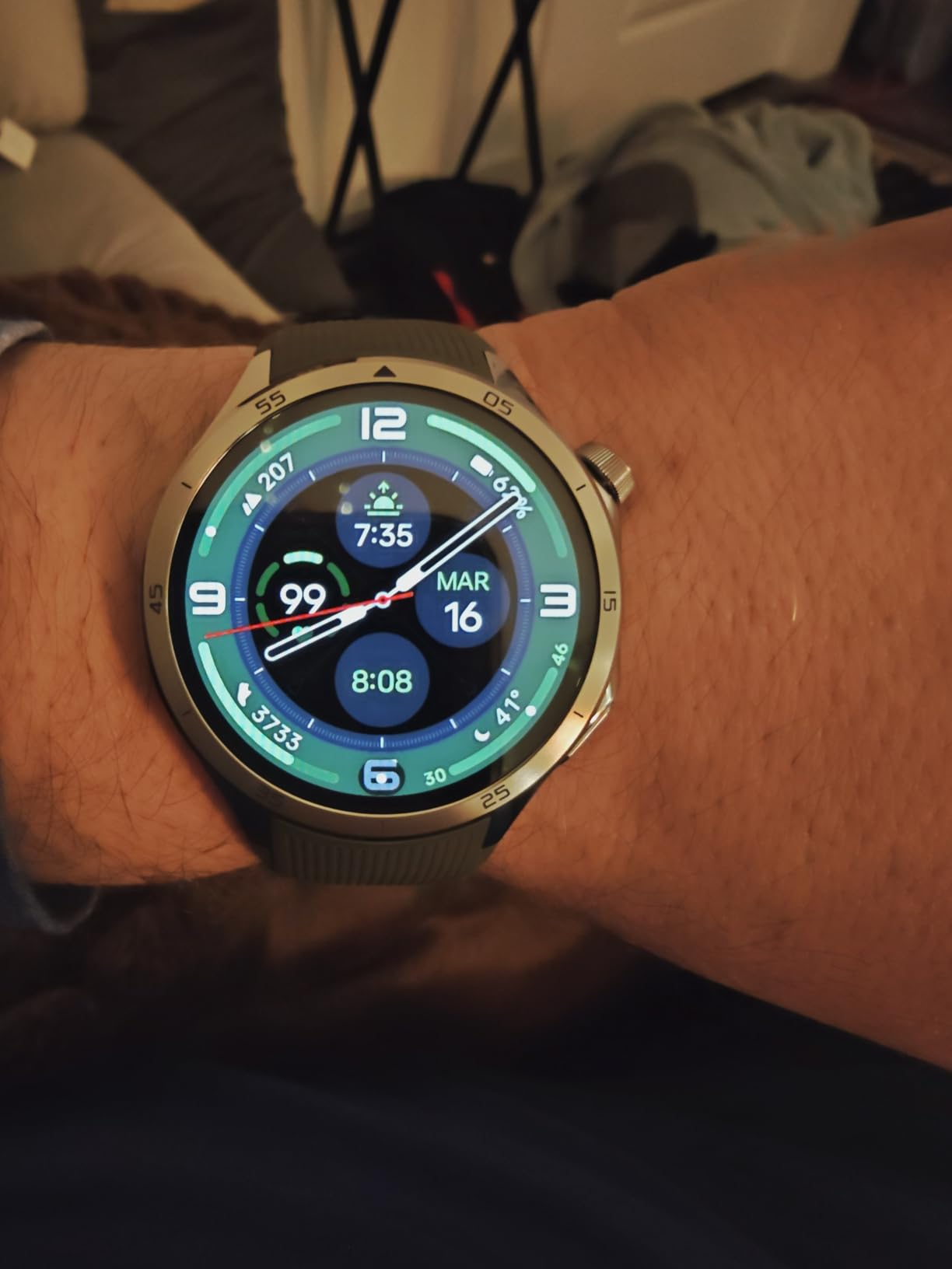 OnePlus Watch 3 Emerald Titanium, 32GB, 120-Hour Battery, Health & Fitness Tracking, Sapphire Crystal Design, Titanium Bezel, Dual-Engine, Wear OS by Google customer photo 2