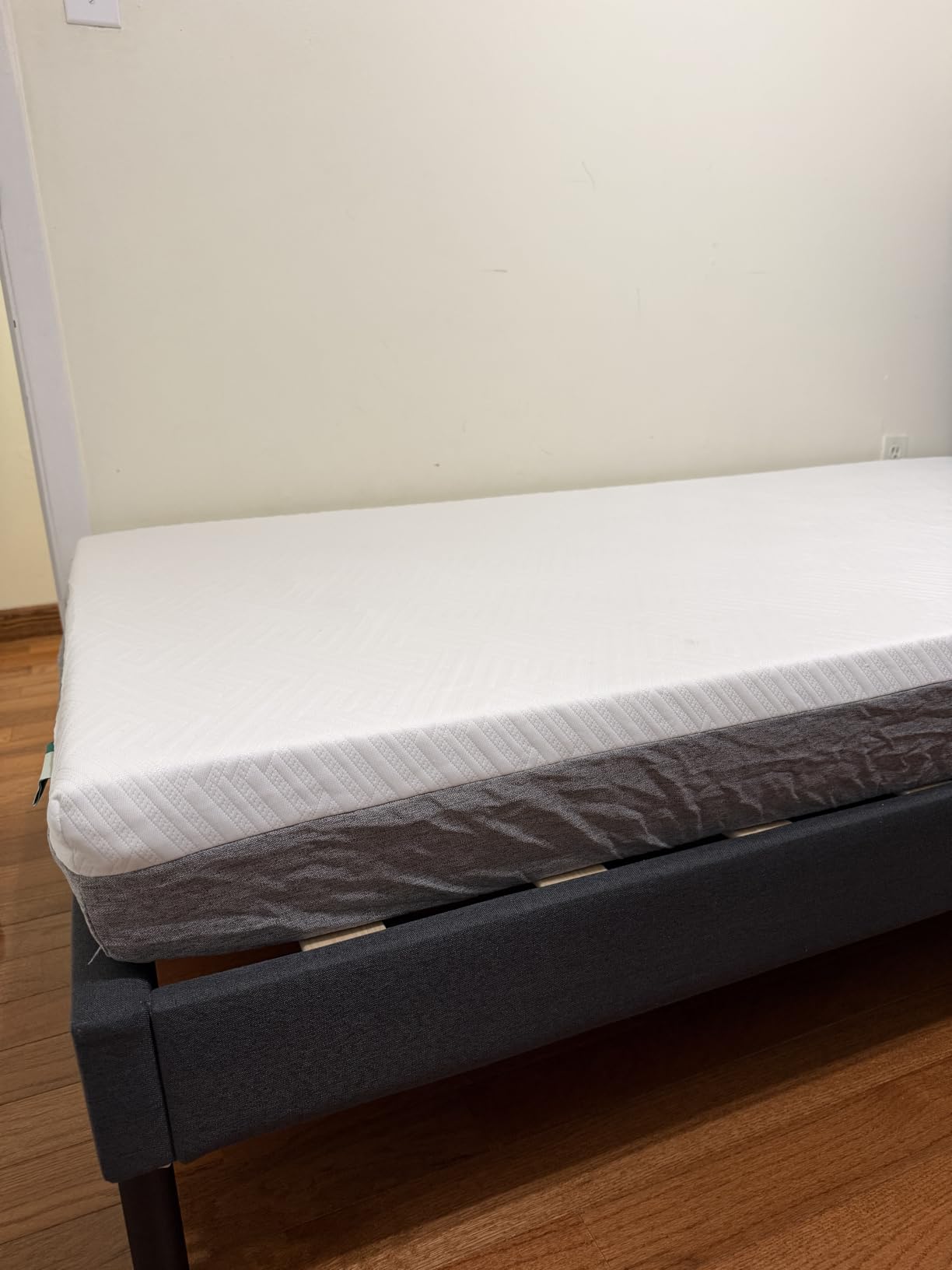 Novilla Bliss Mattress King Size, 14 Inch Gel King Memory Foam Mattress | Cooling Comfort & Pressure Relieving, Target Zoned Support for Back Pain Relief, CertiPUR US Certified Foams customer photo 1