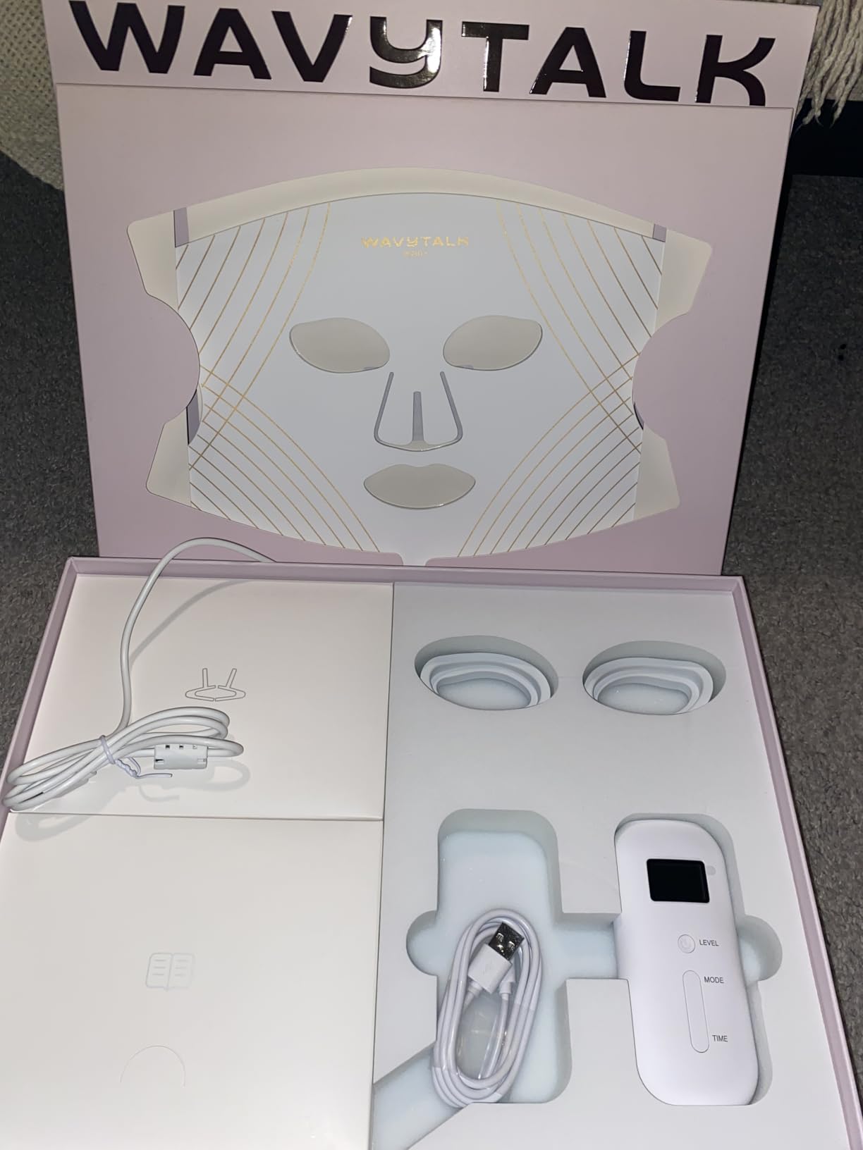 wavytalk Red Light Therapy Mask for Face, Glow Time LED Face Mask 850nm NIR | for Anti-Fine Line, Acne, Skin Rejuvenation with 456 LED Chips, 3 Modes, Gift for Women Wife Mom customer photo 1