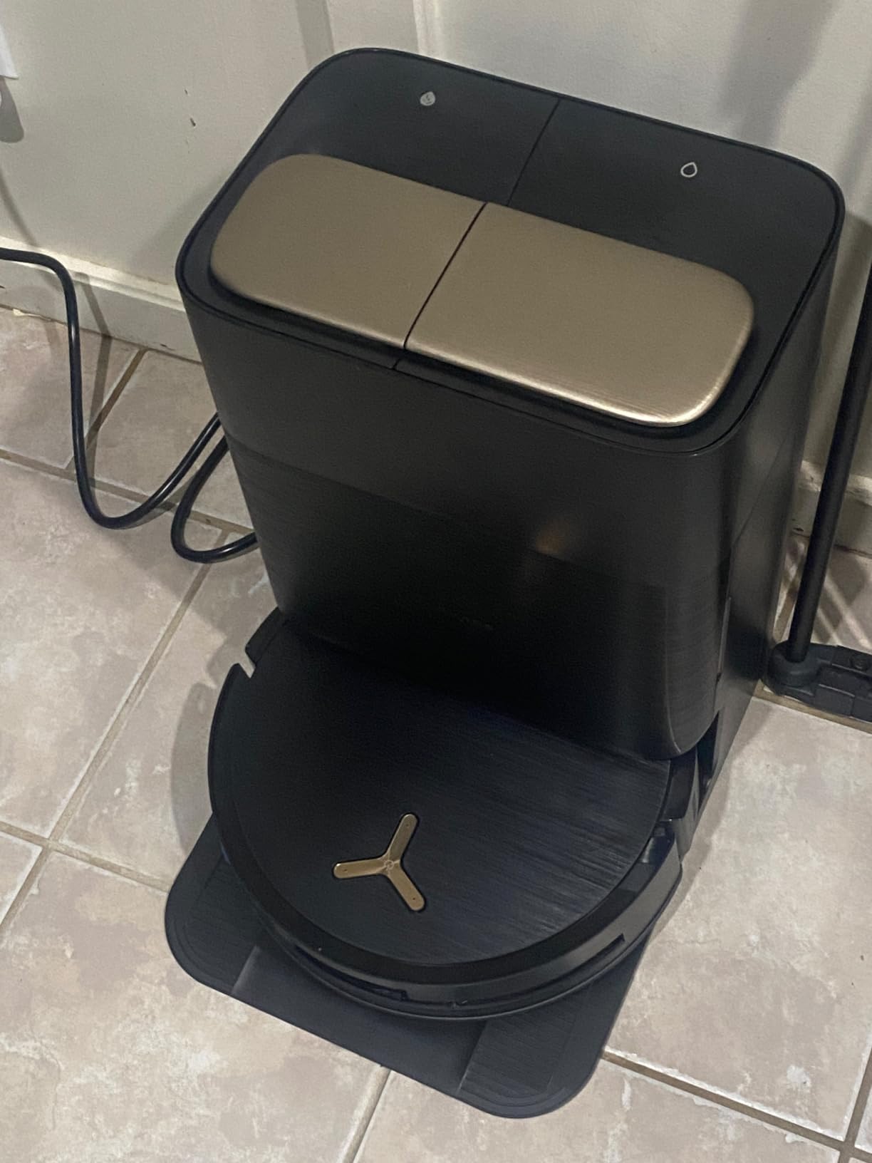ECOVACS DEEBOT X9 PRO Omni Robot Vacuum, OZMO Roller Instant Self-Washing | 16600Pa BLAST Suction, Triple Lift Carpet Care, ZeroTangle 3.0, TruEdge Edge, Hands-Free Station, AI Obstacle Avoidance customer photo 1