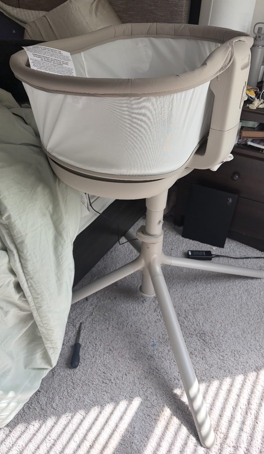 HALO BassiNest Connected Swivel Sleeper 3.0 Smart Bassinet | AutoSoothe™, 360° Swivel, Cry Detection, Rocking, Vibration & Soothing Sounds, Easy Lowering Wall for Postpartum Recovery customer photo 2