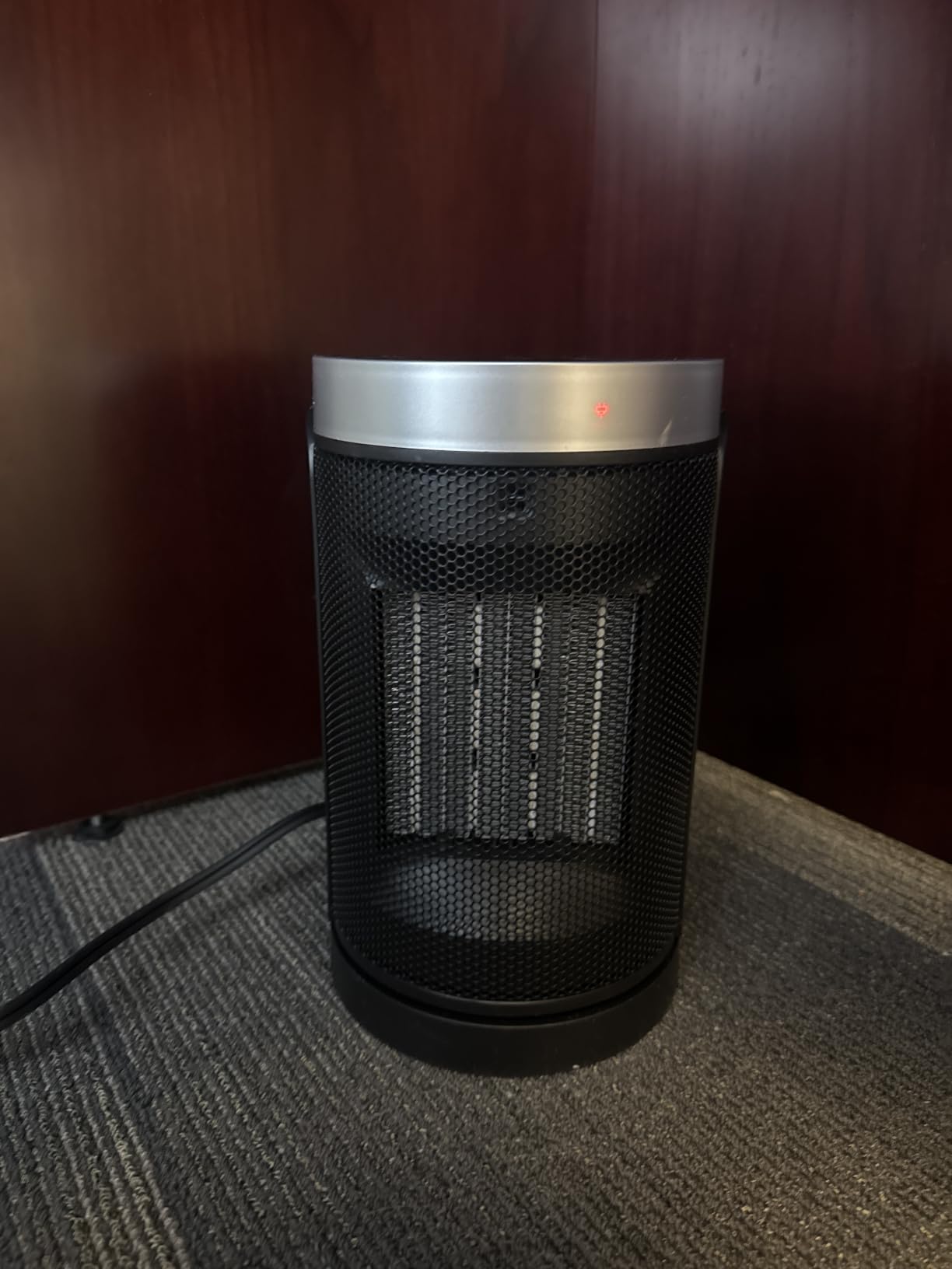 Space Heater, WINHL Portable Electric Heaters for Indoor Use,70°Oscillation | Thermostat, Remote Control, 12H Timer, 5 Modes, Small Quiet 1500W PTC Ceramic Fast Safety Heat for Office, Bedroom, Home customer photo 1
