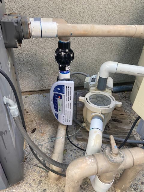 E-CHLOR Plug-in Salt Chlorine Generator | 32,000 gal Max | APX Performance | Advanced salt chlorinator with easy installation, 3-year manufacturer warranty, smart sensors, and precision notifications customer photo 1