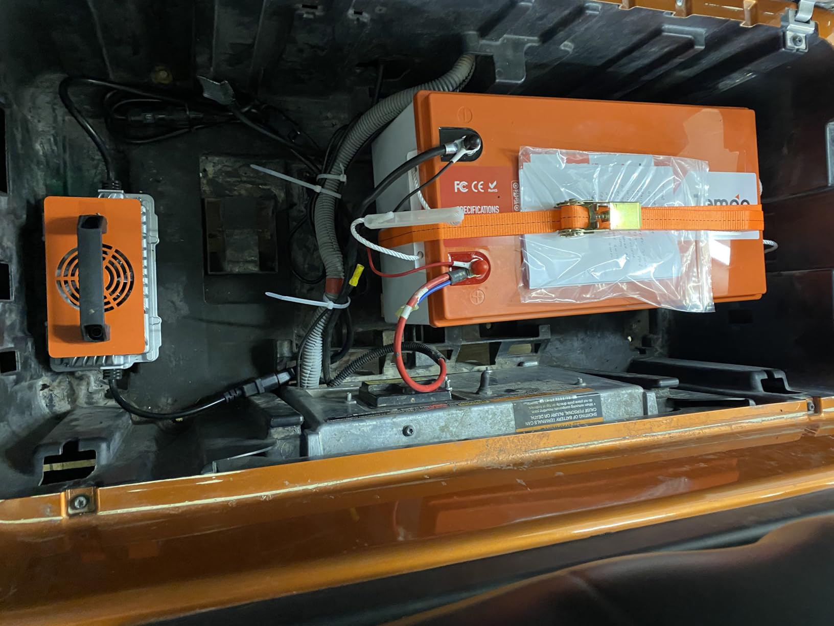 TEMGO 48V (51.2V) 100Ah LiFePO4 Lithium Golf Cart Battery | 200A Smart BMS, Max 10.24kW Output, Bluetooth APP, LCD Screen, 58.4V 18A Charger customer photo 2