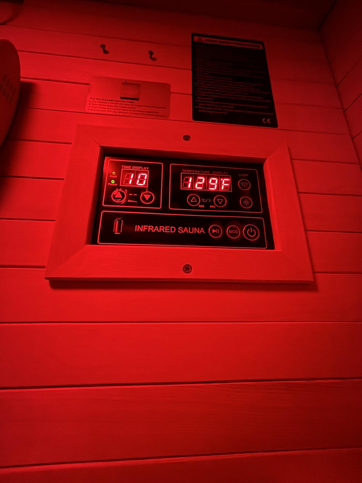 2-Person Infrared Sauna, Indoor Home Sauna Room Hemlock Wood Sauna Low EMF Far Infrared Heating with Tempered Glass Door Bluetooth Speakers, Chromotherapy Lights for Family (110V, 1850W) customer photo 1