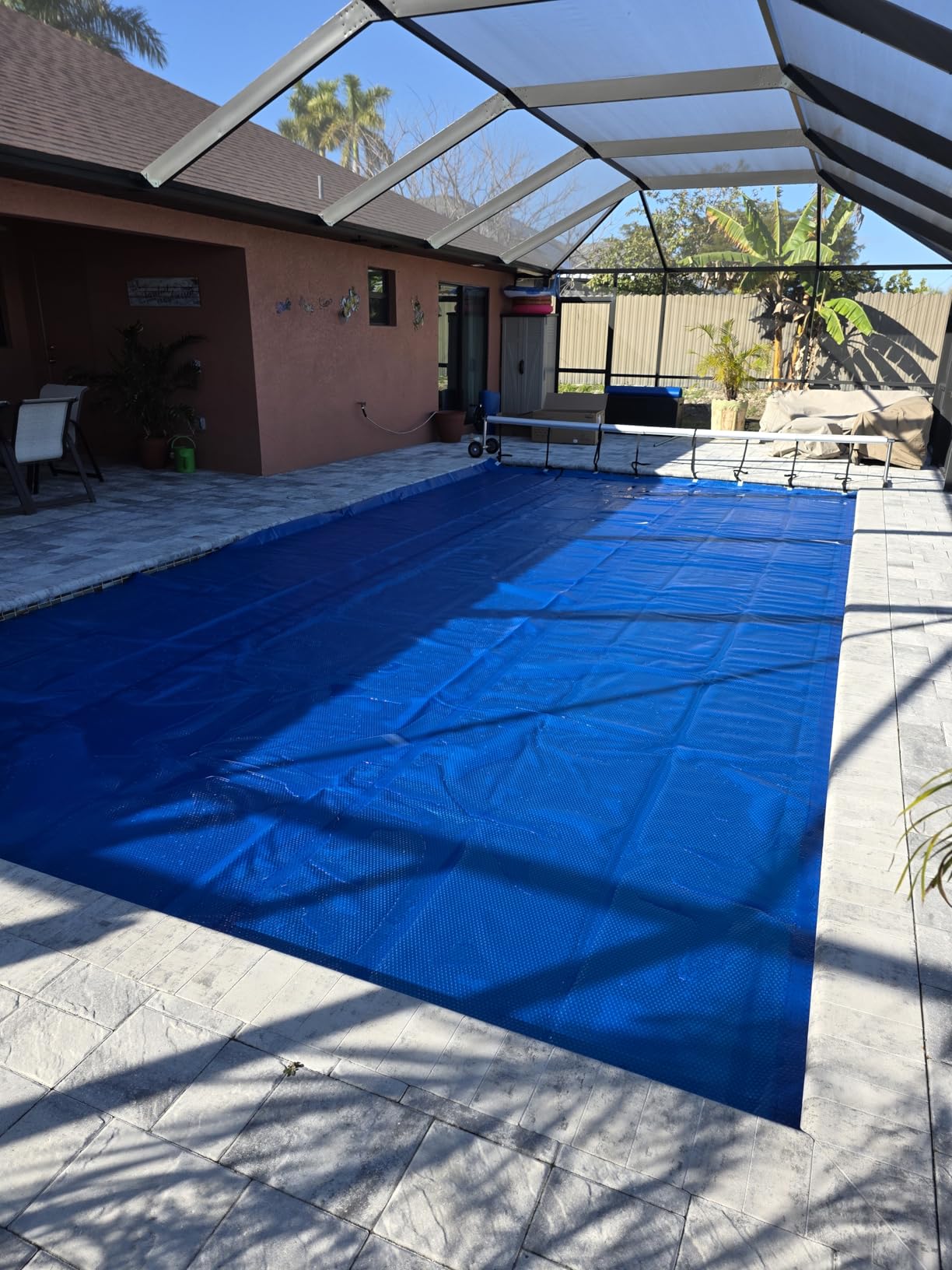 Real Relax 16 mil Solar Pool Cover, 16 x 32 ft Rectangle Bubble Blanket, Heat Trapping Solar Blanket, Durable Material for Inground & Above Ground Swimming Pools, Blue customer photo 1