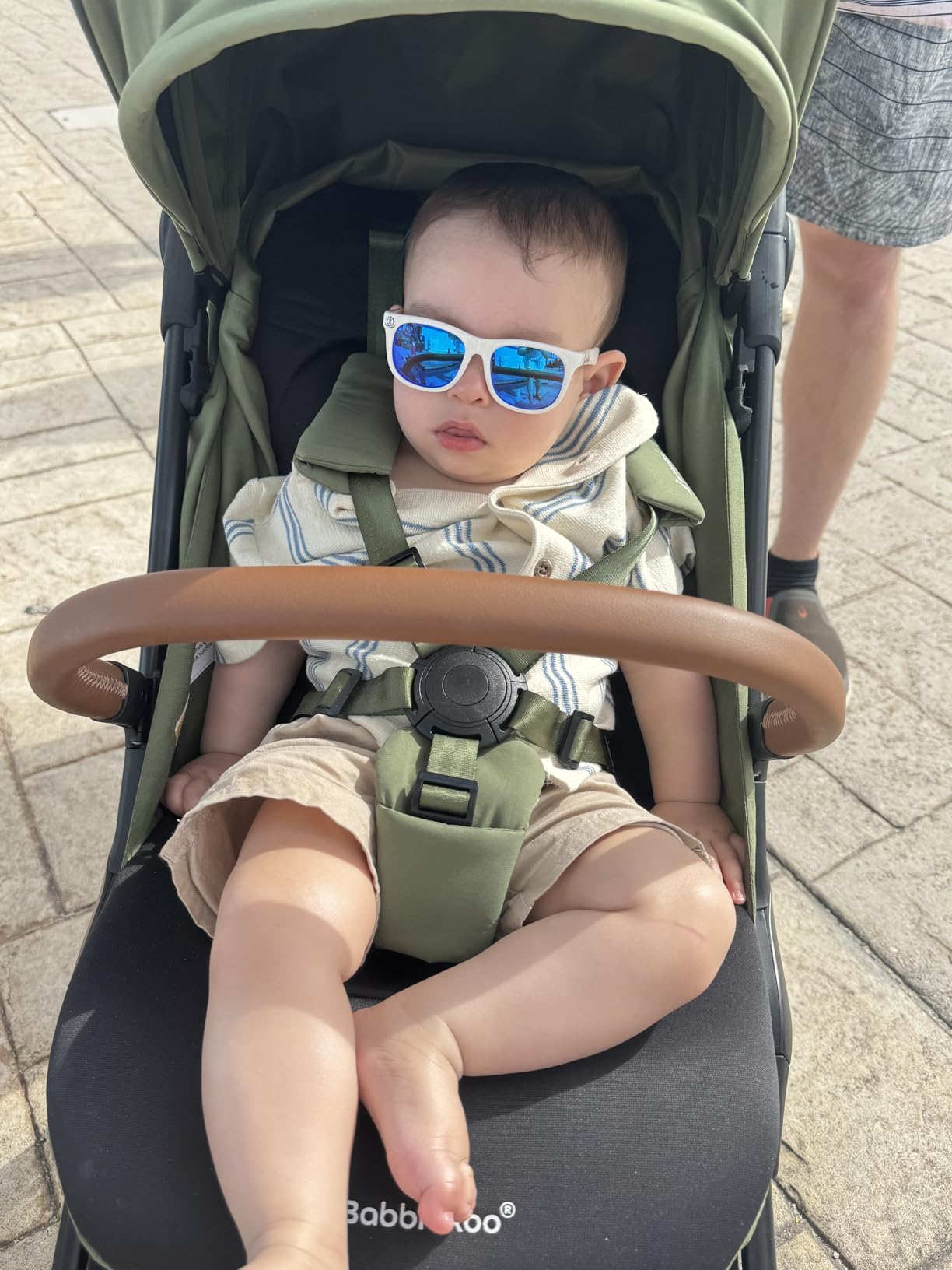 BabbleRoo Hoplite Compact Stroller - Lightweight Travel Stroller for Airplane (12.3 lbs), from Birth to 55 lbs, Easy Fold, PU Wheels, Alloy Frame, Near-Flat Recline, Cup Holder, Baby Stroller customer photo 1