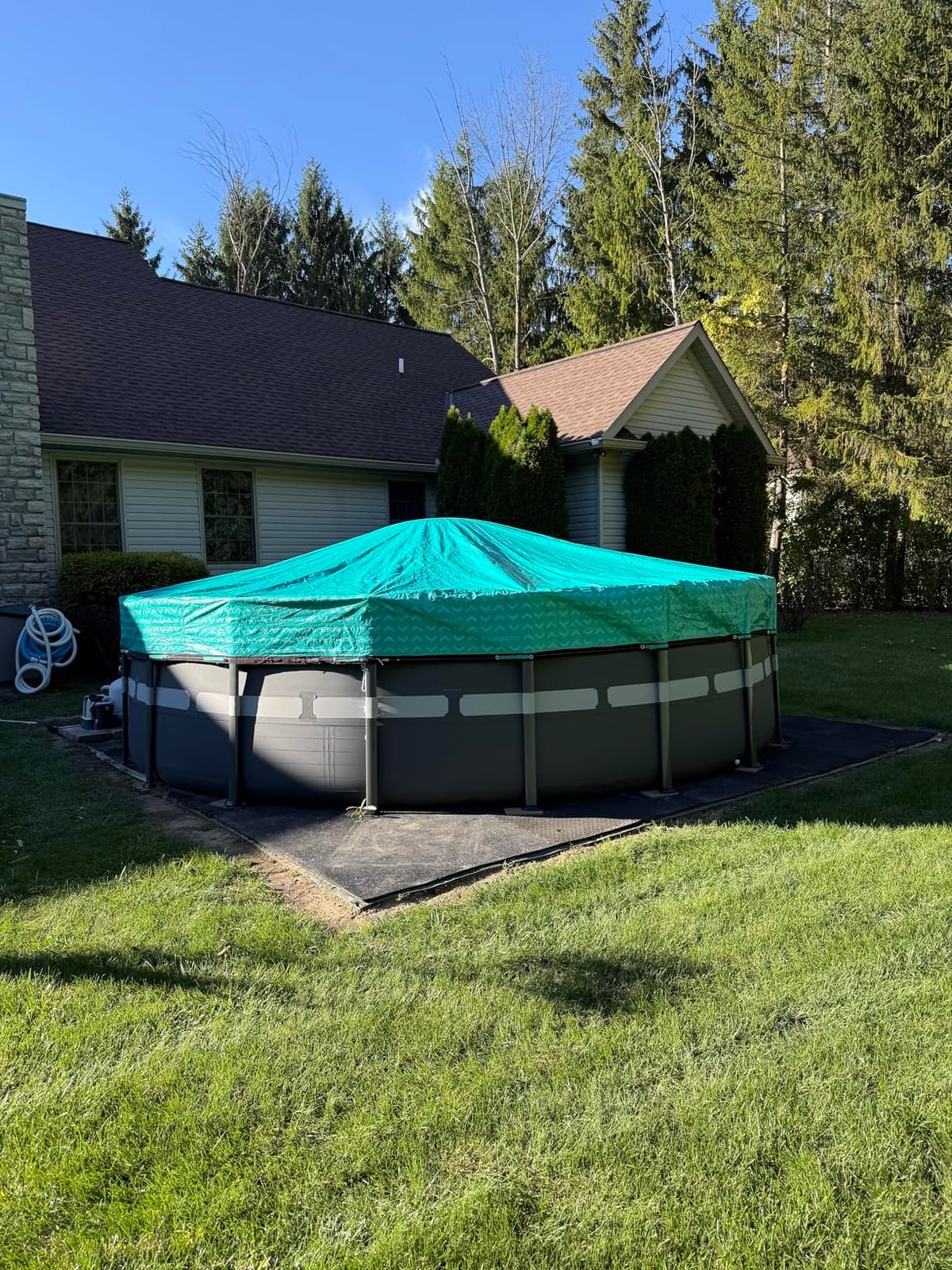 POOLHACKER 15x30 FT Oval Pool Cover, 420D Extra Thick | Durable & UV-Resistant Winter Pool Cover, 4 FT Overlap, Cable & Pulley System, Harsh-Weather Ready for Above-Ground Pools customer photo 1