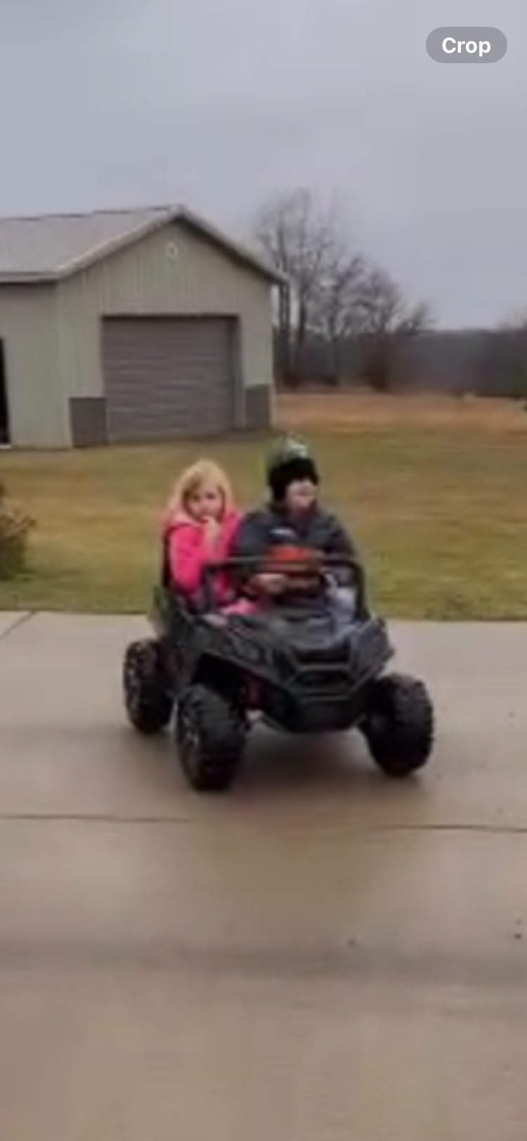 24V 2 Seater Ride on Car for Kids, MOEYURO 800W Powered UTV Toy, 5MPH Large Side by Side Electric Car w/Remote, Bluetooth, LED Light, 3 Speeds, Music, Spring Suspension, Storage, Gift for Kids, Pink customer photo 1