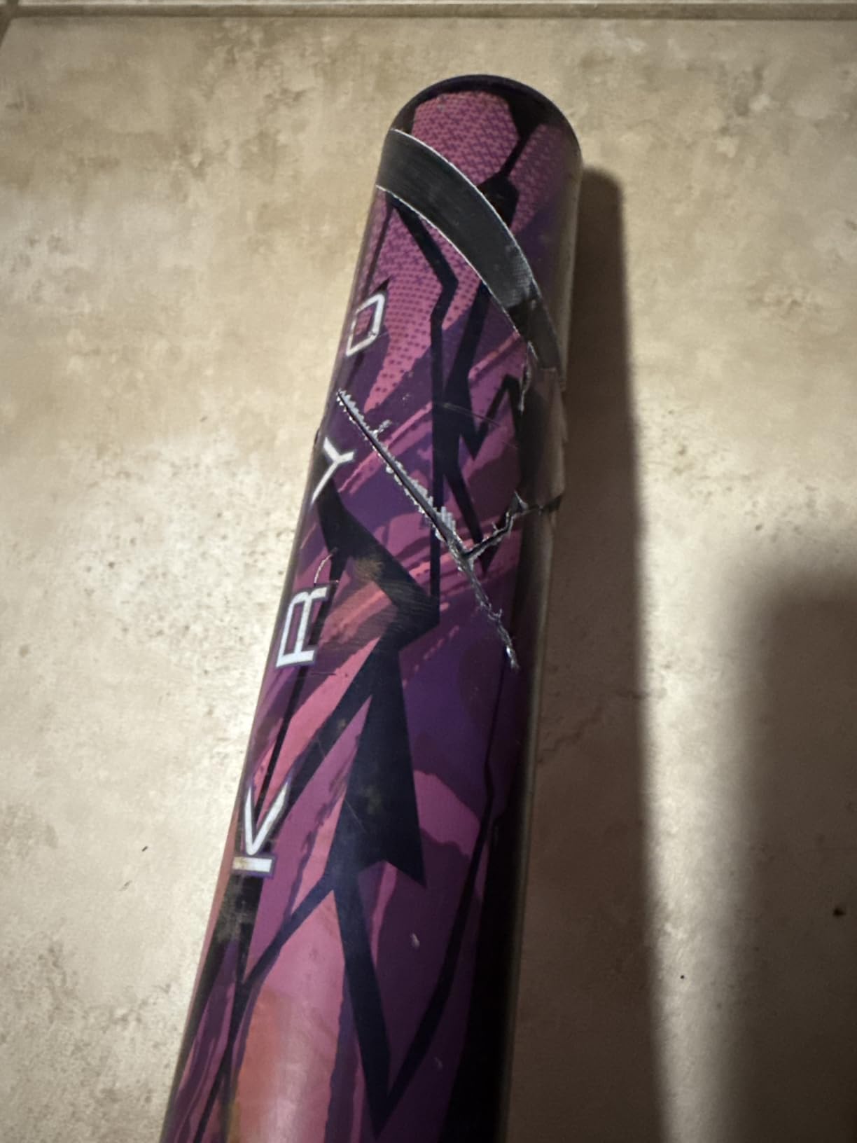 Louisville Slugger 2026 Kryo Fastpitch Softball Bat | 2 Pc. Composite customer photo 2