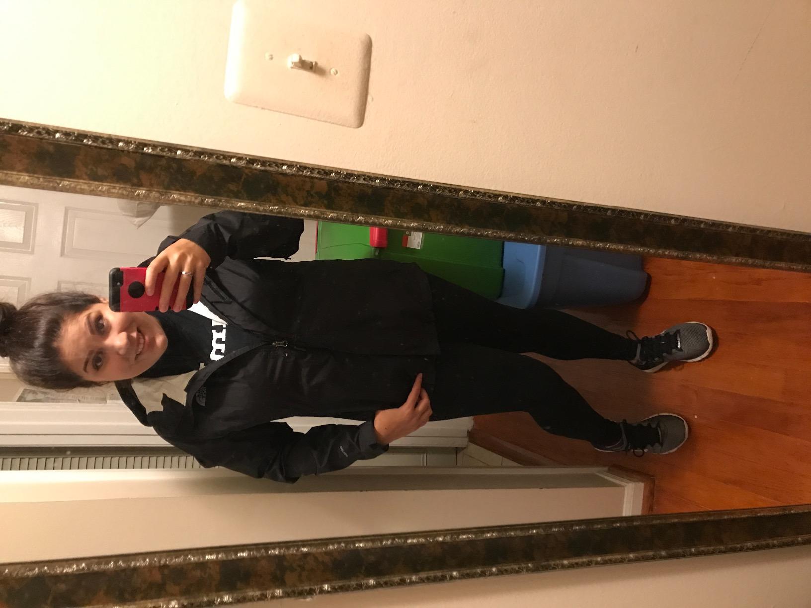 THE NORTH FACE Women's Venture 2 Waterproof Hooded Rain Jacket | Raincoat With Breathable Dryvent 2.5l Fabric, Pit-zips customer photo 2