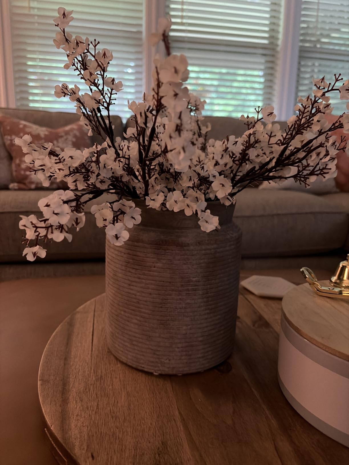 Dobbyby Ceramic Flower Vase 7.6 inch Farmhouse Rustic Vase Decorative Pottery Terracotta Vases for Home Decor Table Mantle Fireplace Living Room Bathroom Wedding Centerpiece (Whitewashed) customer photo 2