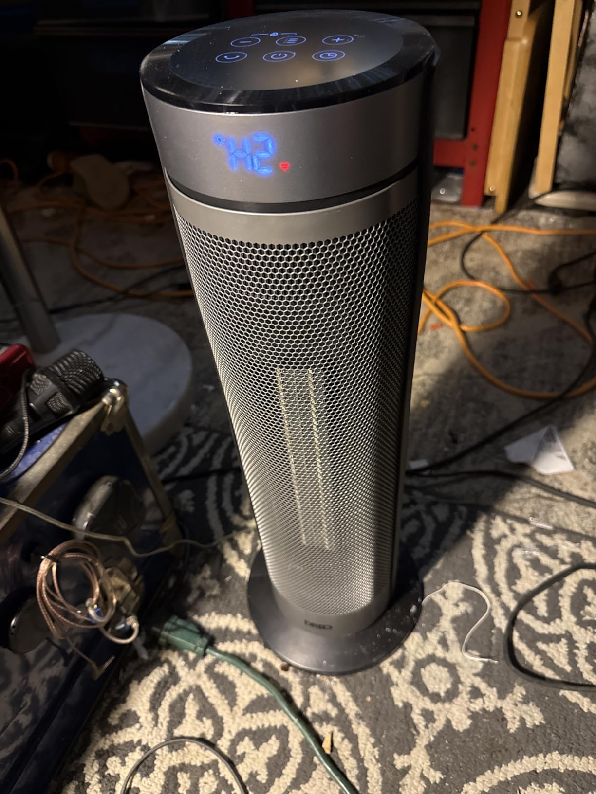 DREO Space Heater for Large Room, Quiet Electric Heaters for Indoor Use ECO | PTC Ceramic with Thermostat and Remote, 70° Oscillation, 8 Safe Protection Tower, Quiet, 12H Timer, Bedroom, Office, Silver customer photo 2