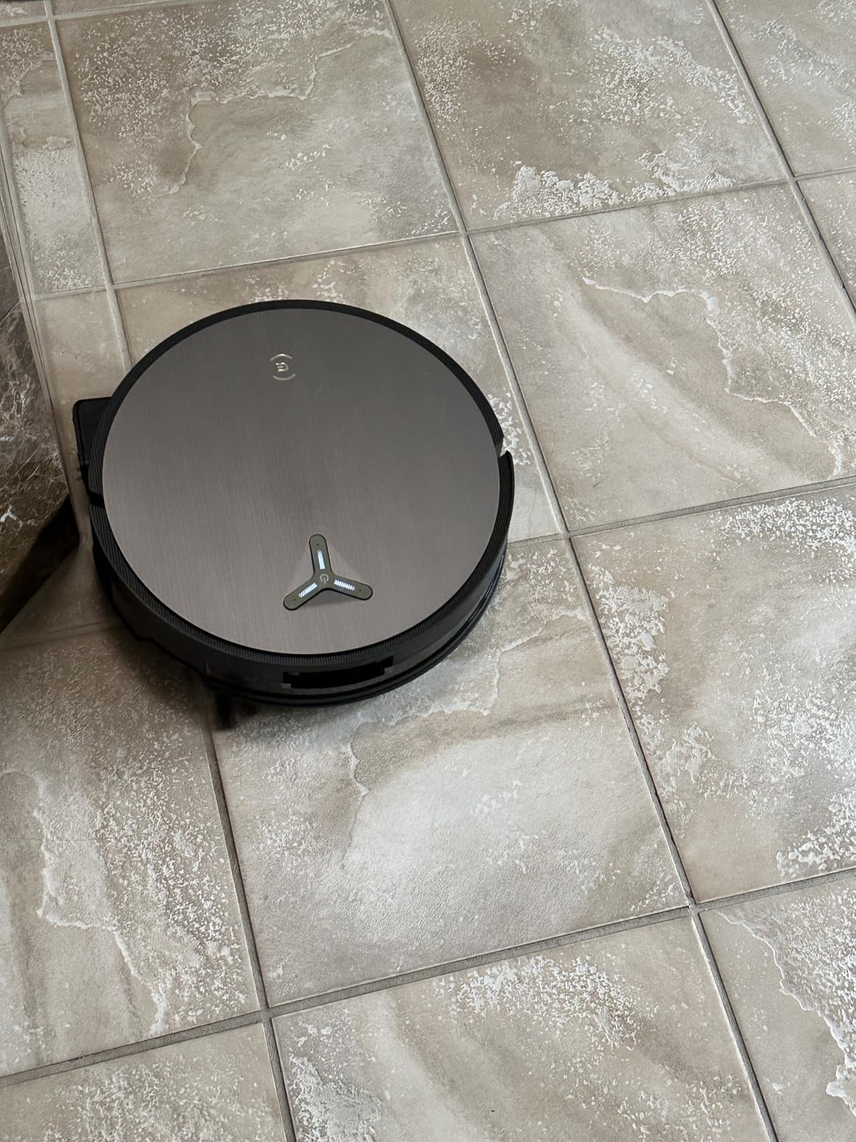 ECOVACS DEEBOT X11 OMNICYCLONE Robot Vacuum and Mop, PowerBoost Charging | 19500Pa BLAST Suction, 60-Day Bagless Station, TrueEdge Instant Self-Washing Roller, ZeroTangle for Pet Hair, AI Navigation customer photo 1