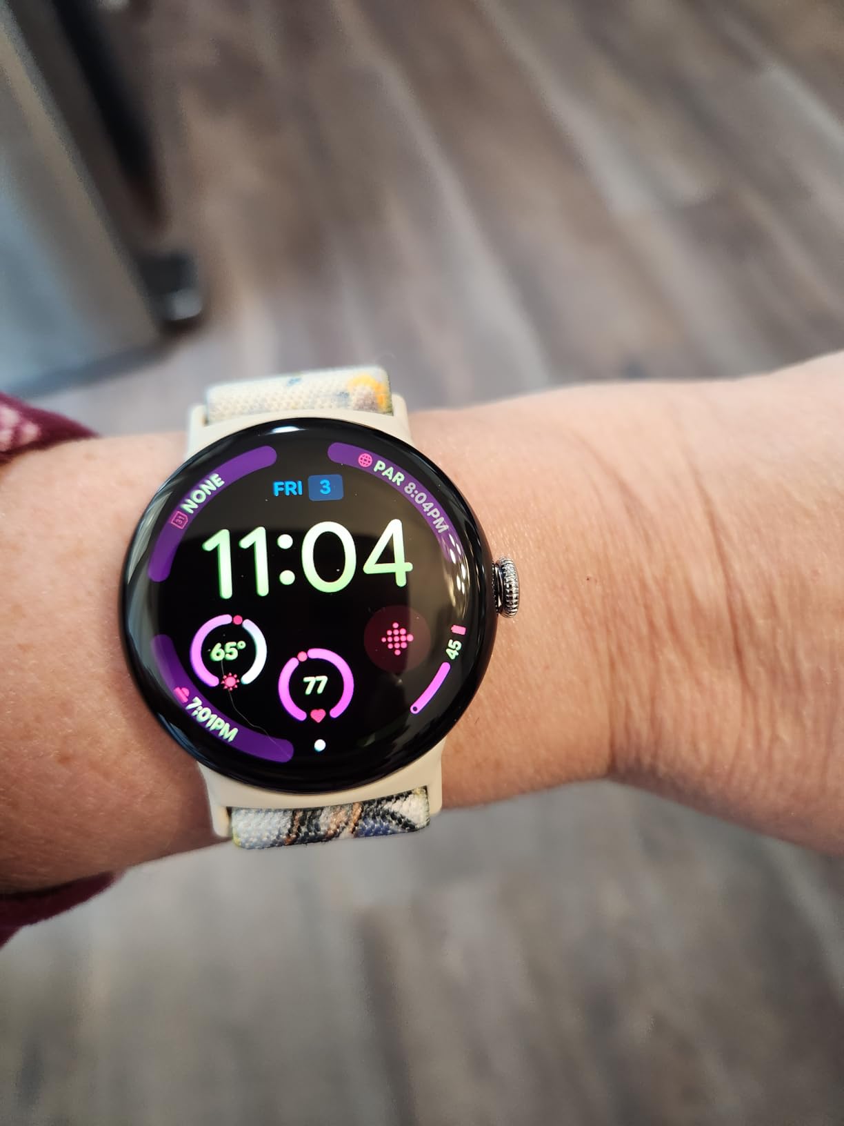 Google Pixel Watch 4 (45mm) - Smartwatch - Moonstone Active Band - Wi-Fi | Android smartwatch, heart rate, fitness, and sleep tracking, 30-hour battery, Gemini built in, water resistant customer photo 2