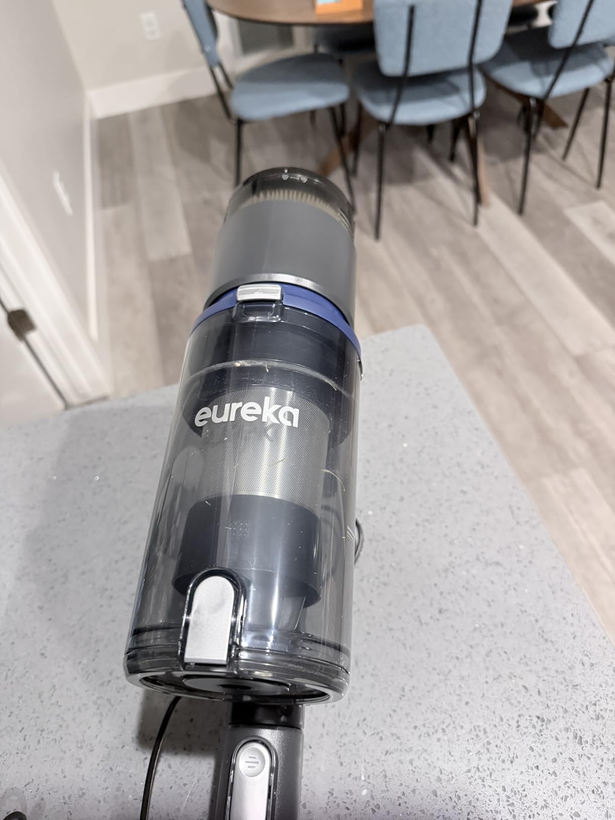 Eureka ReactiSense 350W Anti-Tangle Cordless Stick Vacuum, NEC451BL | Floor Sense + React, Up to 60-Min Runtime, Lightweight, Anti-Allergen HEPA Filter, For Pet Hair, Hard Floors & Carpets, Black customer photo 1