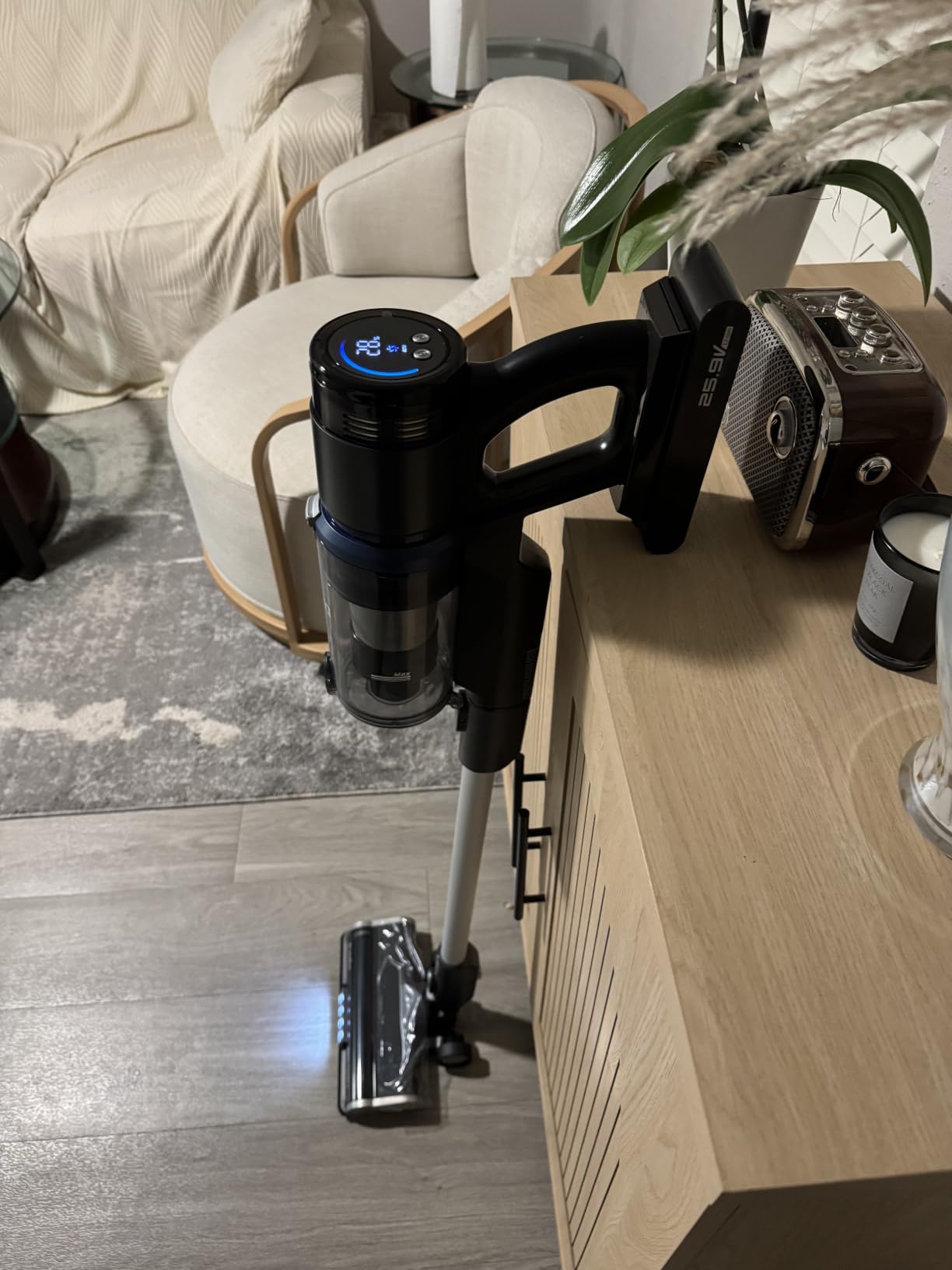 Eureka ReactiSense 350W Anti-Tangle Cordless Stick Vacuum, NEC451BL | Floor Sense + React, Up to 60-Min Runtime, Lightweight, Anti-Allergen HEPA Filter, For Pet Hair, Hard Floors & Carpets, Black customer photo 2