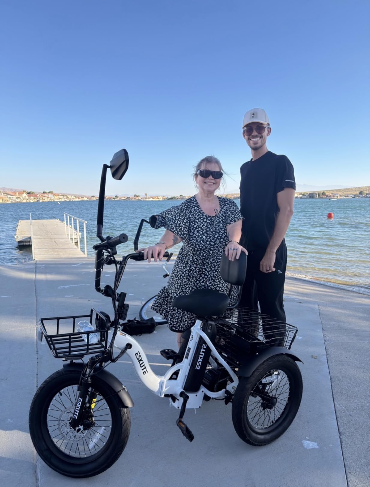 ESKUTE E Trike Electric Bike, Peak 1200W Brushless Motor Folding Trike 18X3.0 Fat Tire Ebike, 624Wh Removable Battery, Step-Thru 3 Wheel Electric Bicycle, Up to 55 Miles, 18MPH+ Tricycle for Adults customer photo 1